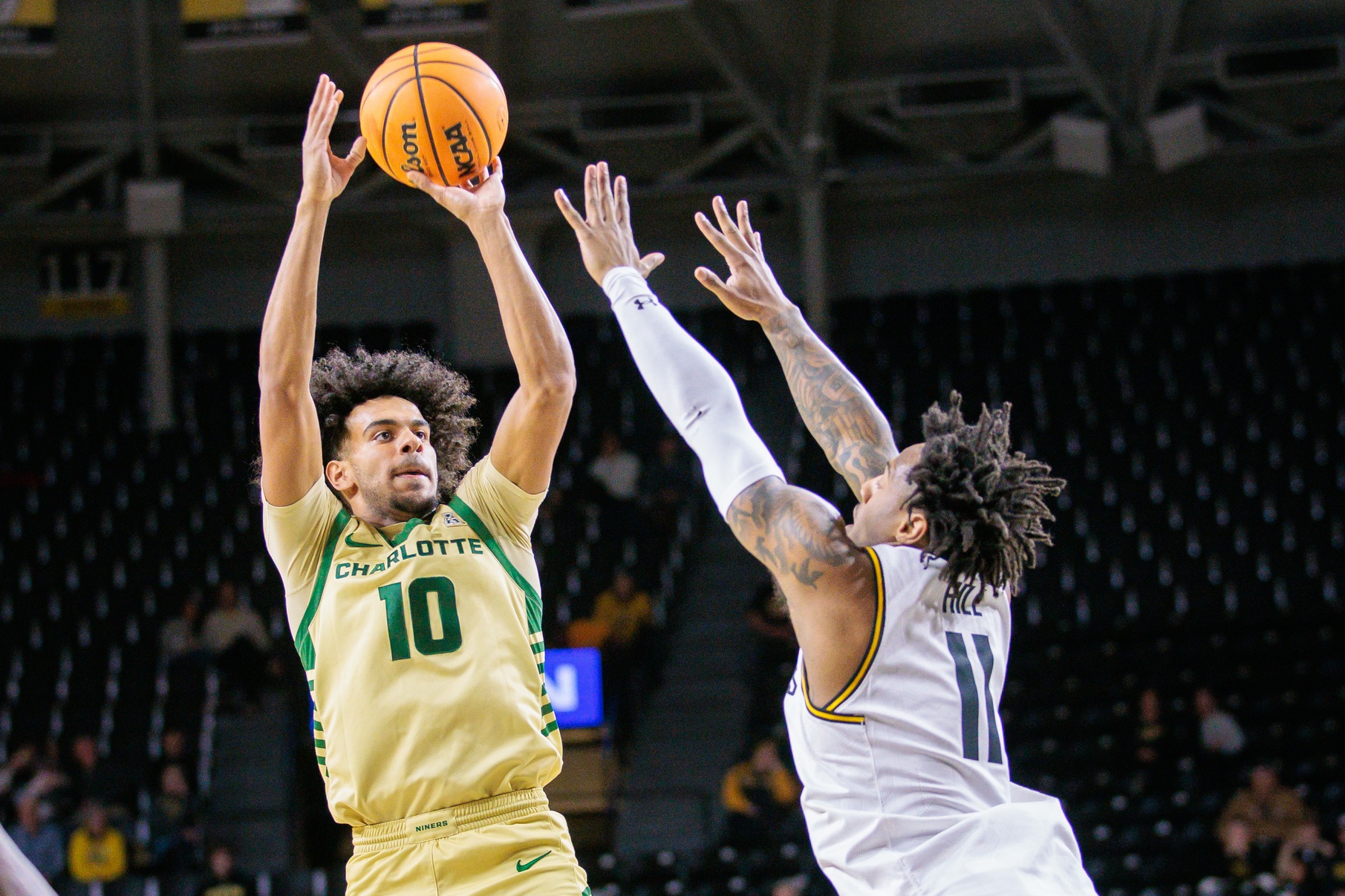 college basketball picks Nik Graves Charlotte 49ers predictions best bet odds