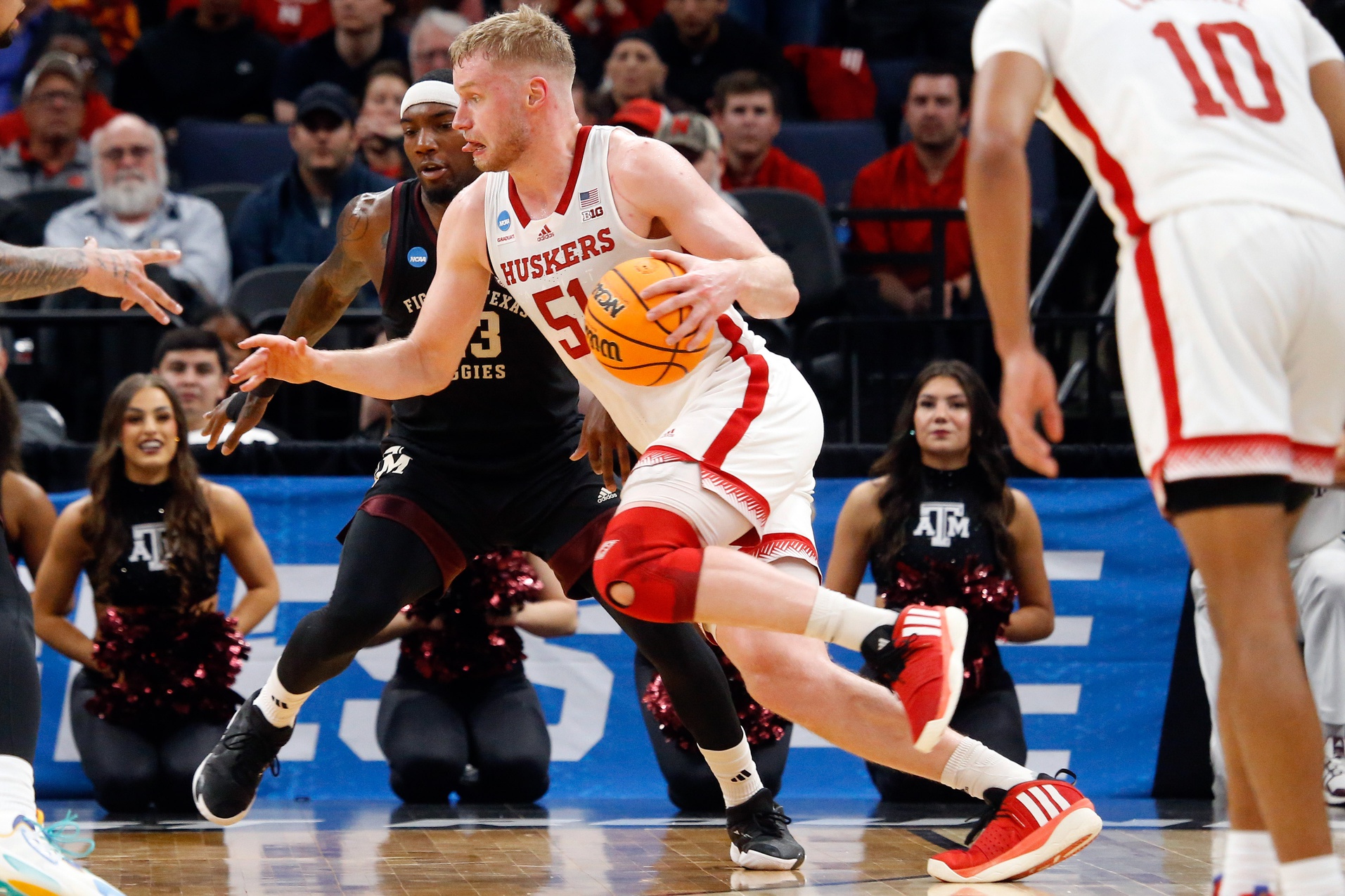 college basketball picks Rienk Mast Nebraska Cornhuskers predictions best bet odds