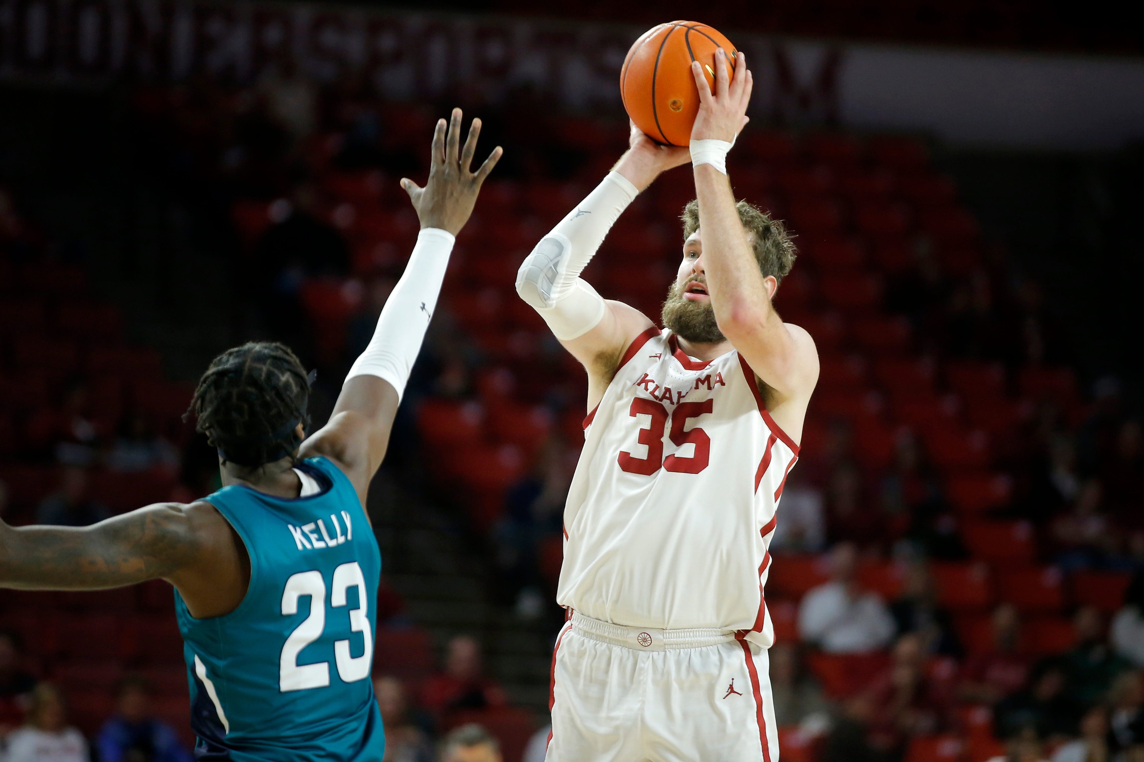 college basketball picks Tanner Groves Oklahoma Sooners predictions best bet odds