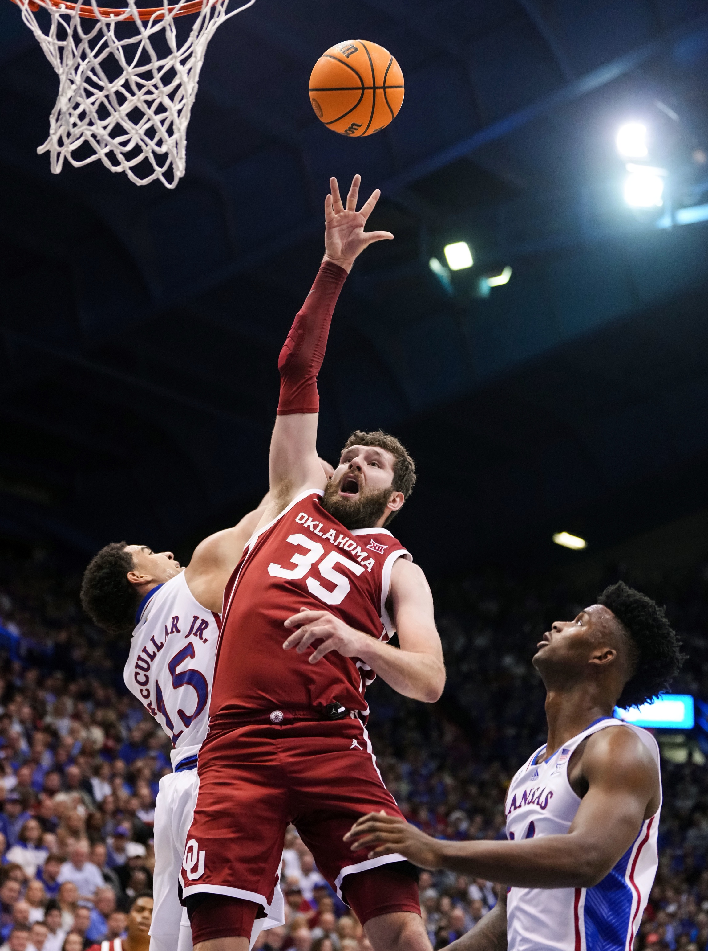 college basketball picks Tanner Groves Oklahoma Sooners predictions best bet odds
