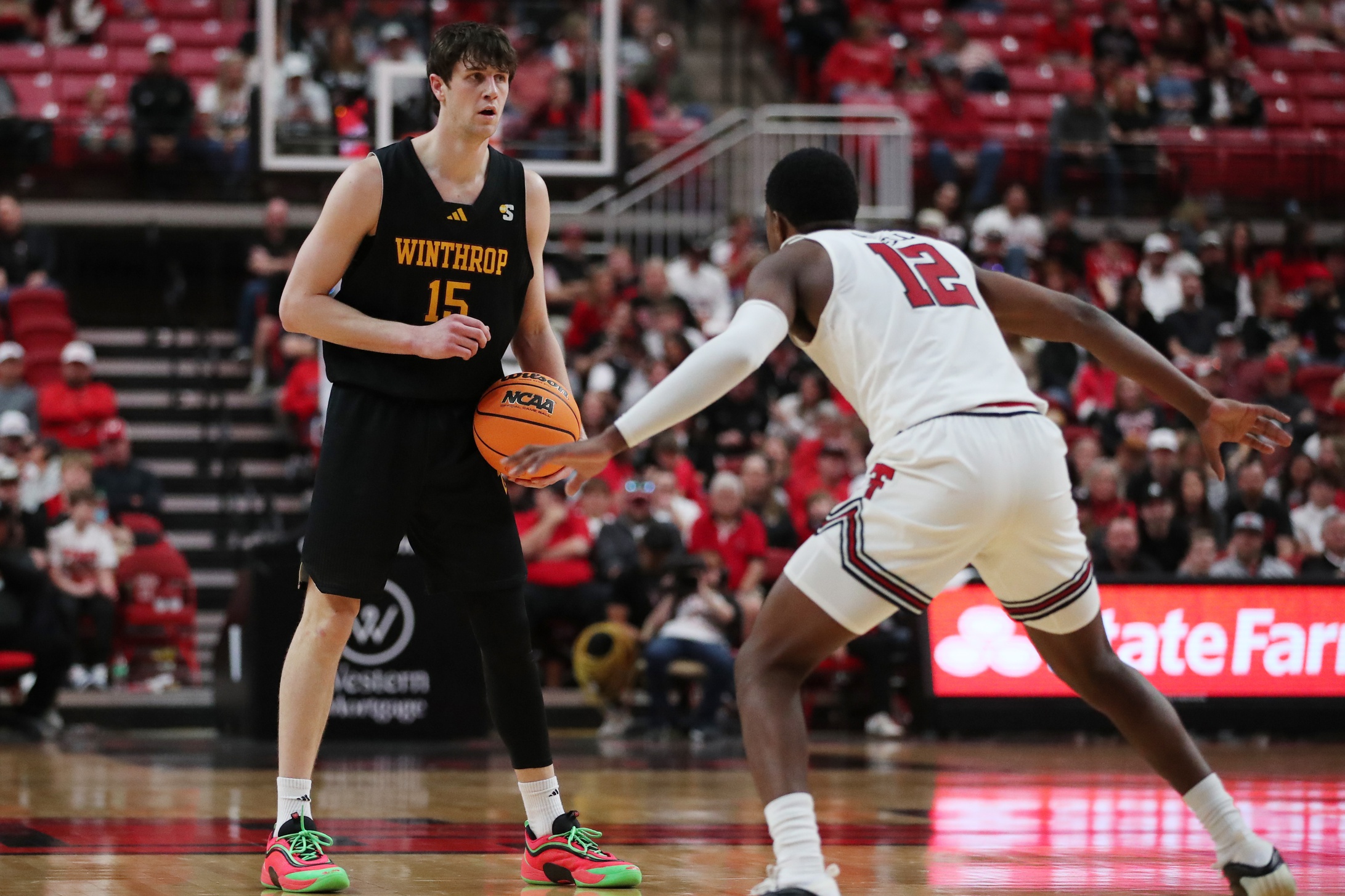 college basketball picks Tommy Kamarad Winthrop Eagles predictions best bet odds