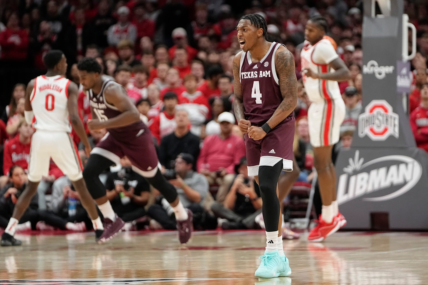 college basketball picks Wade Taylor Texas A&M Aggies predictions best bet odds