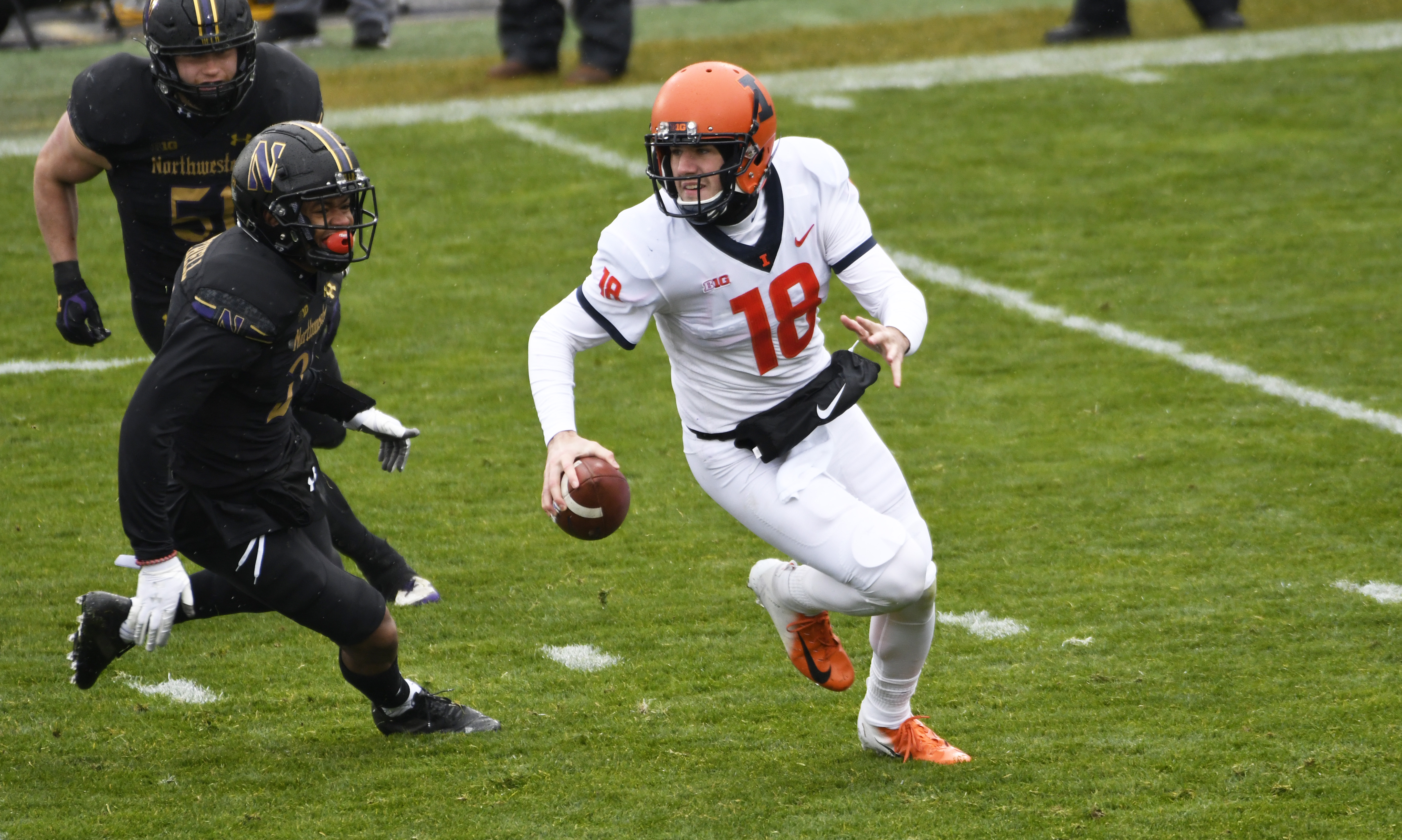 College football picks Brandon Peters Illinois Fighting Illini season predictions