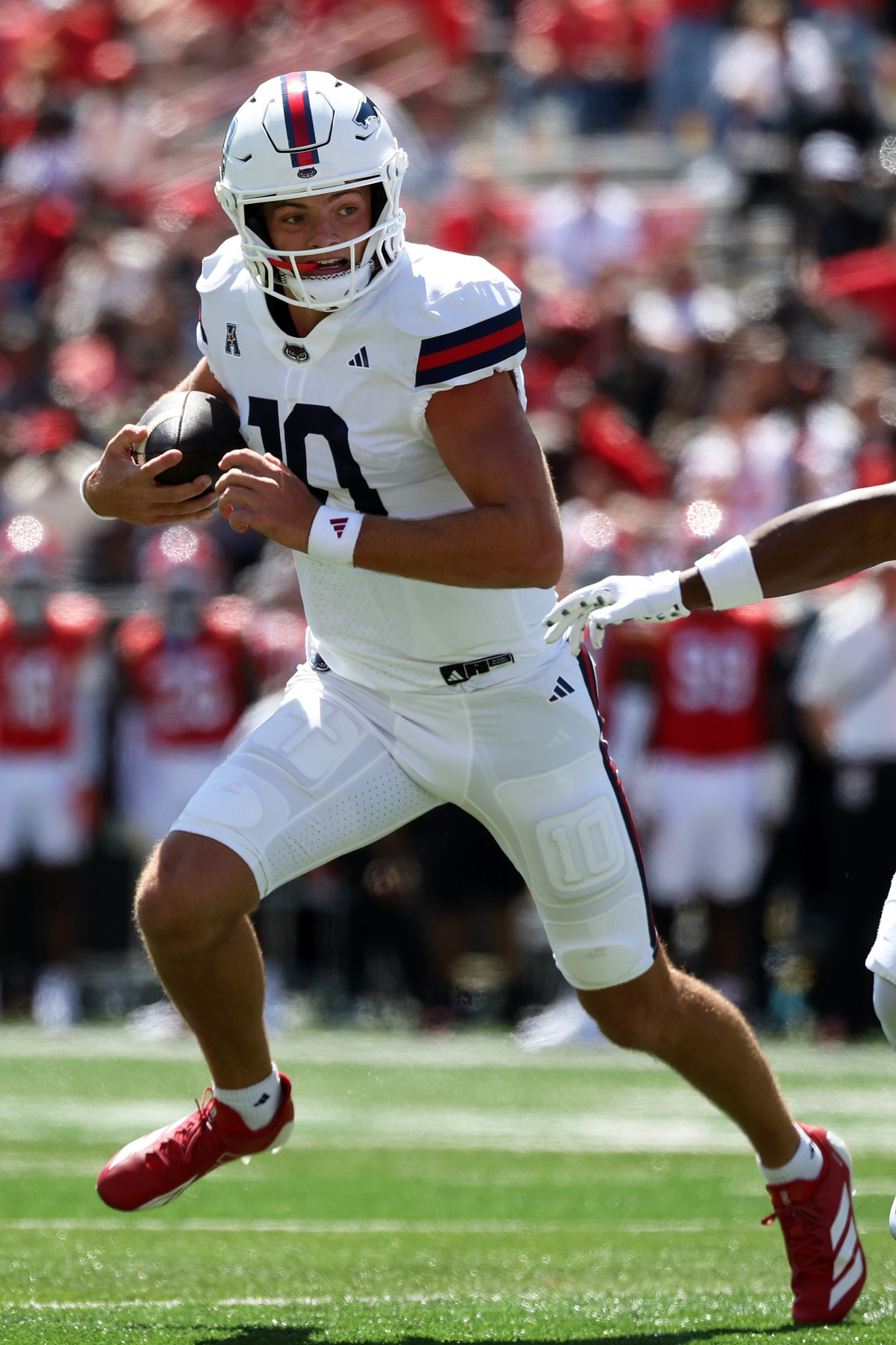 college football picks Caden Veltkamp Florida Atlantic Owls predictions best bet odds