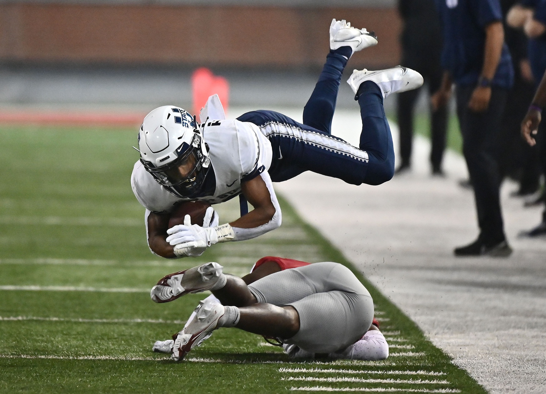 college football picks Deven Thompkins utah state aggies predictions best bet odds