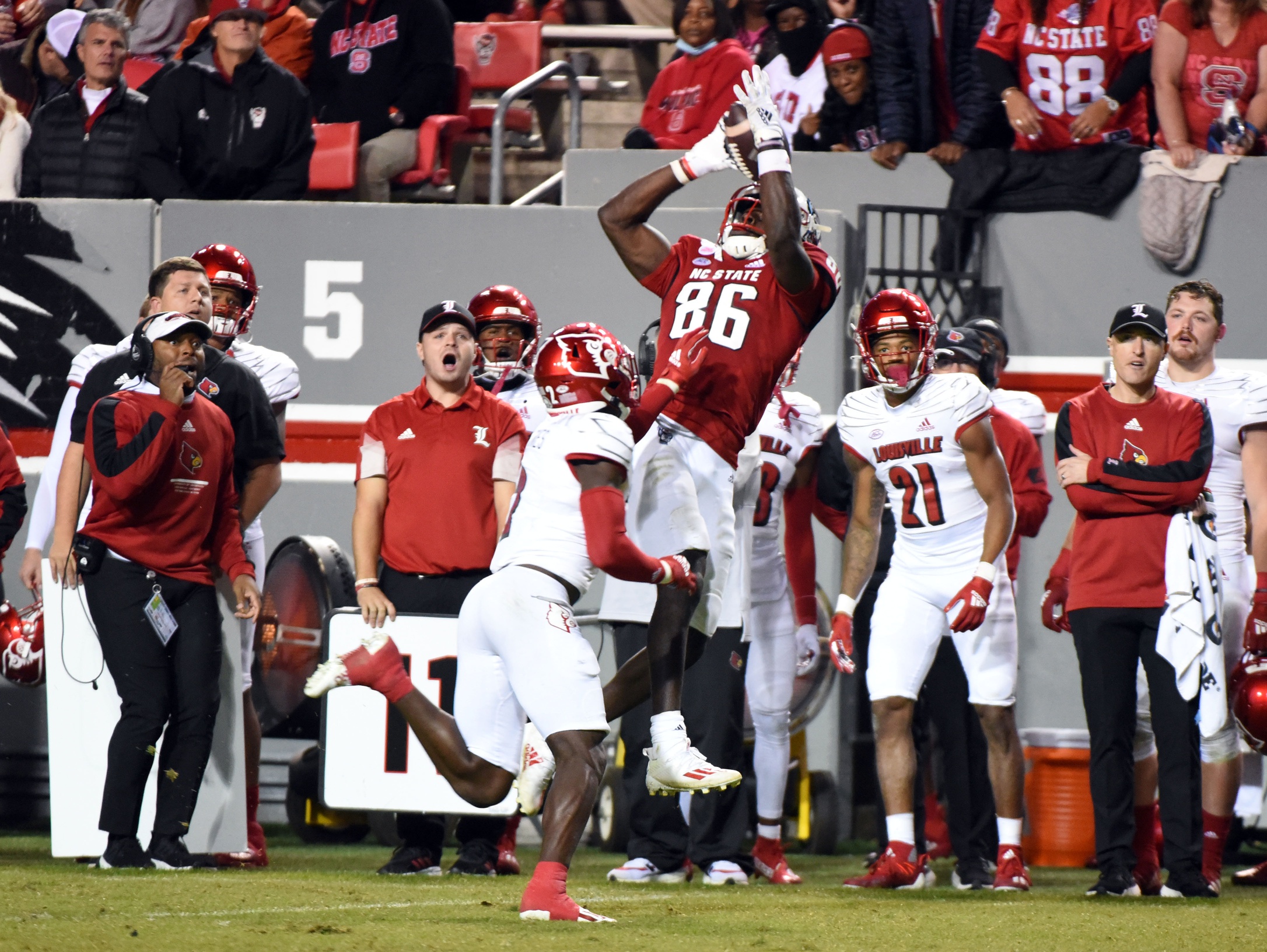 college football picks Emeka Emezie nc state wolfpack predictions best bet odds