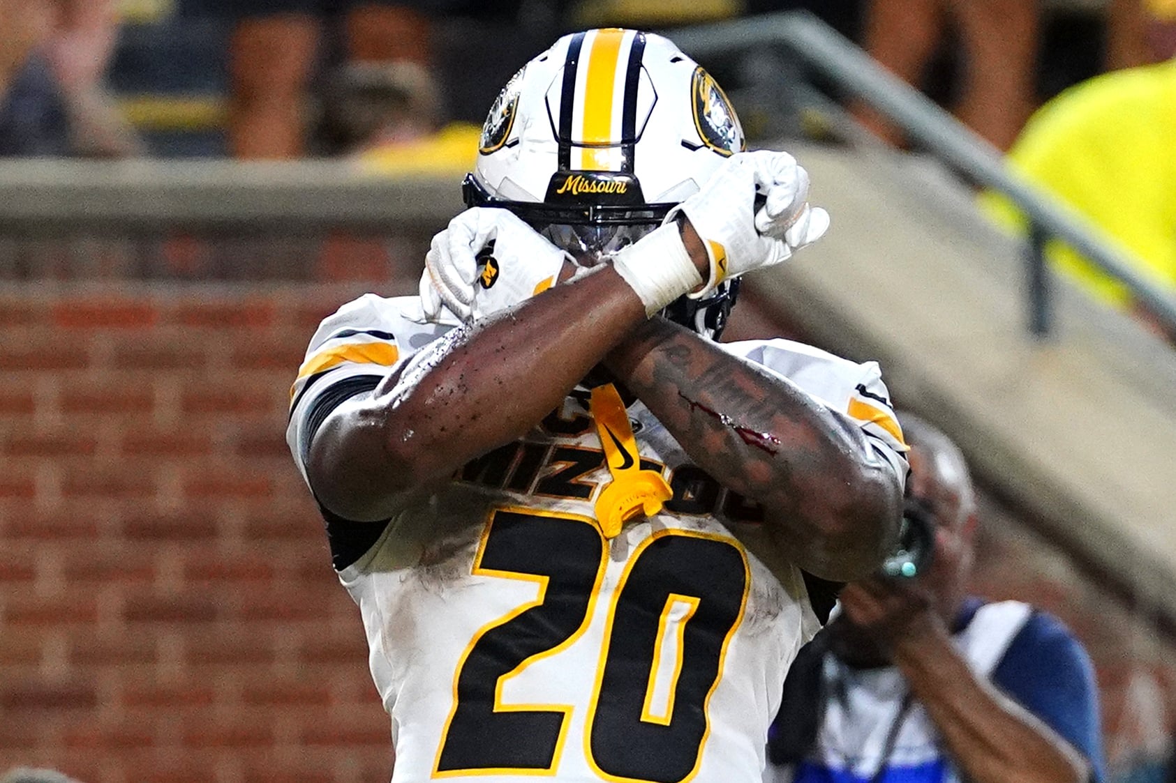 Missouri Tigers vs Kansas Jayhawks Prediction, 9/11/2026 College Football Picks, Best Bets & Odds