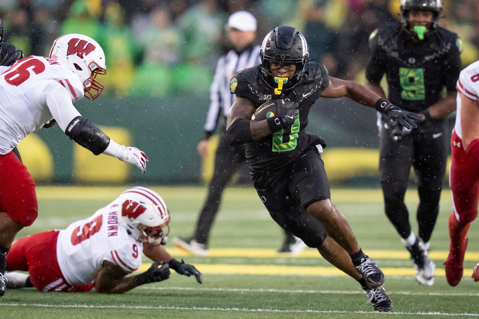 college football picks Jordon Davison Oregon Ducks predictions best bet odds