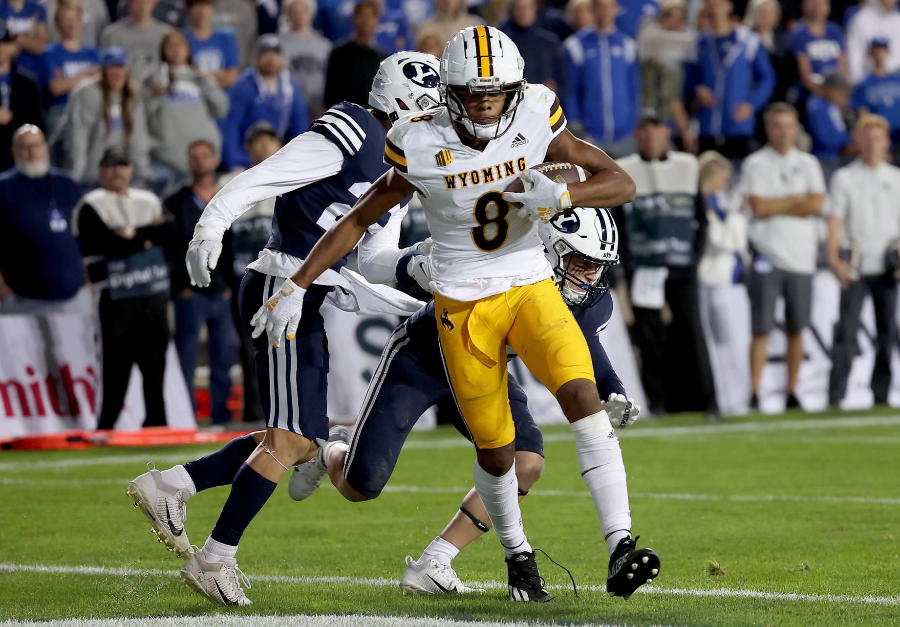 college football picks Joshua Cobbs wyoming cowboys predictions best bet odds