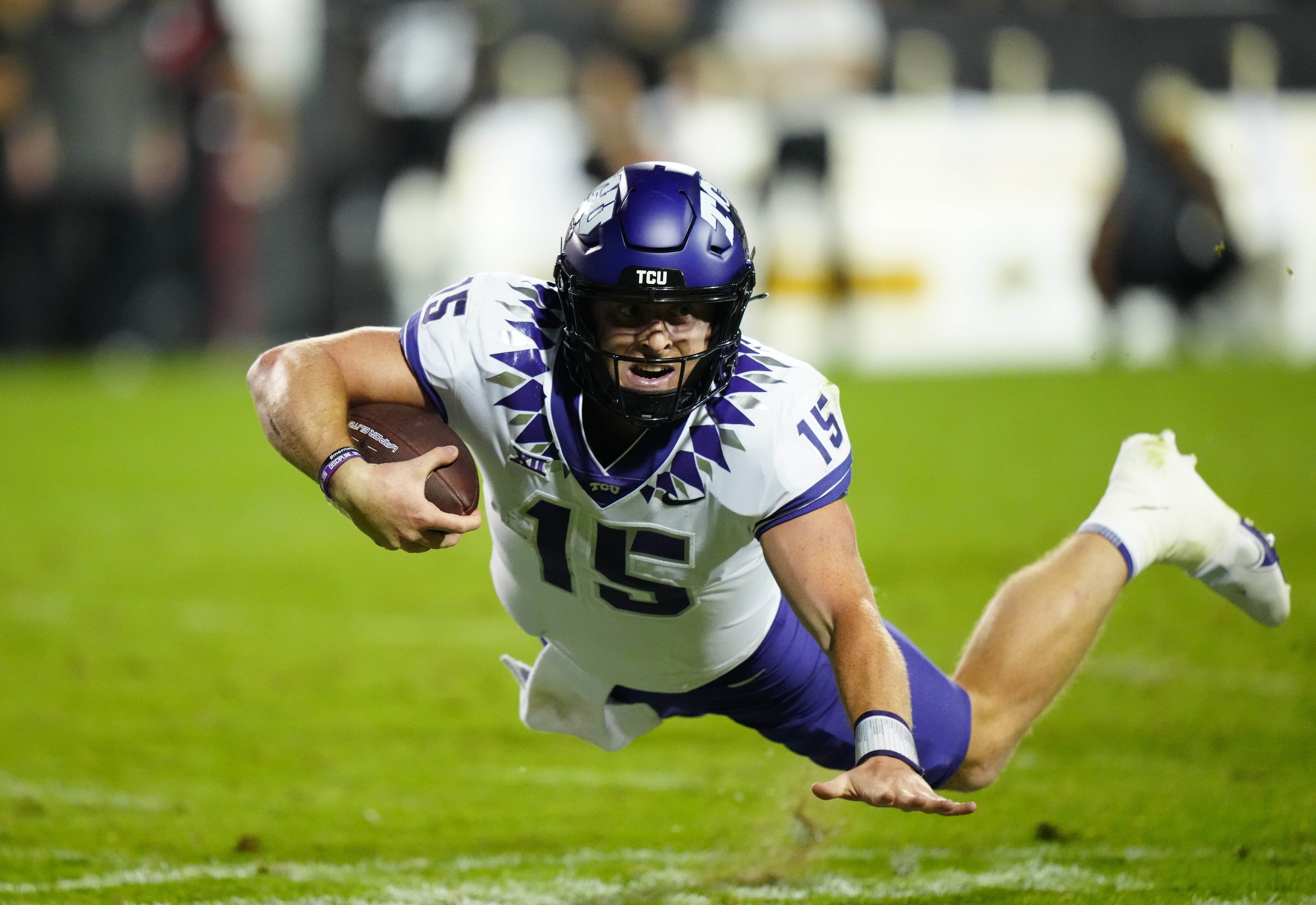 college football picks Max Duggan tcu horned frogs predictions best bet odds