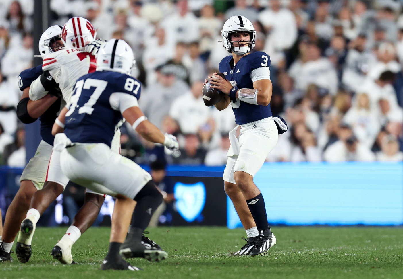 Rocco Becht Player Prop Bets Saturday vs USC Trojans 10/10/2026