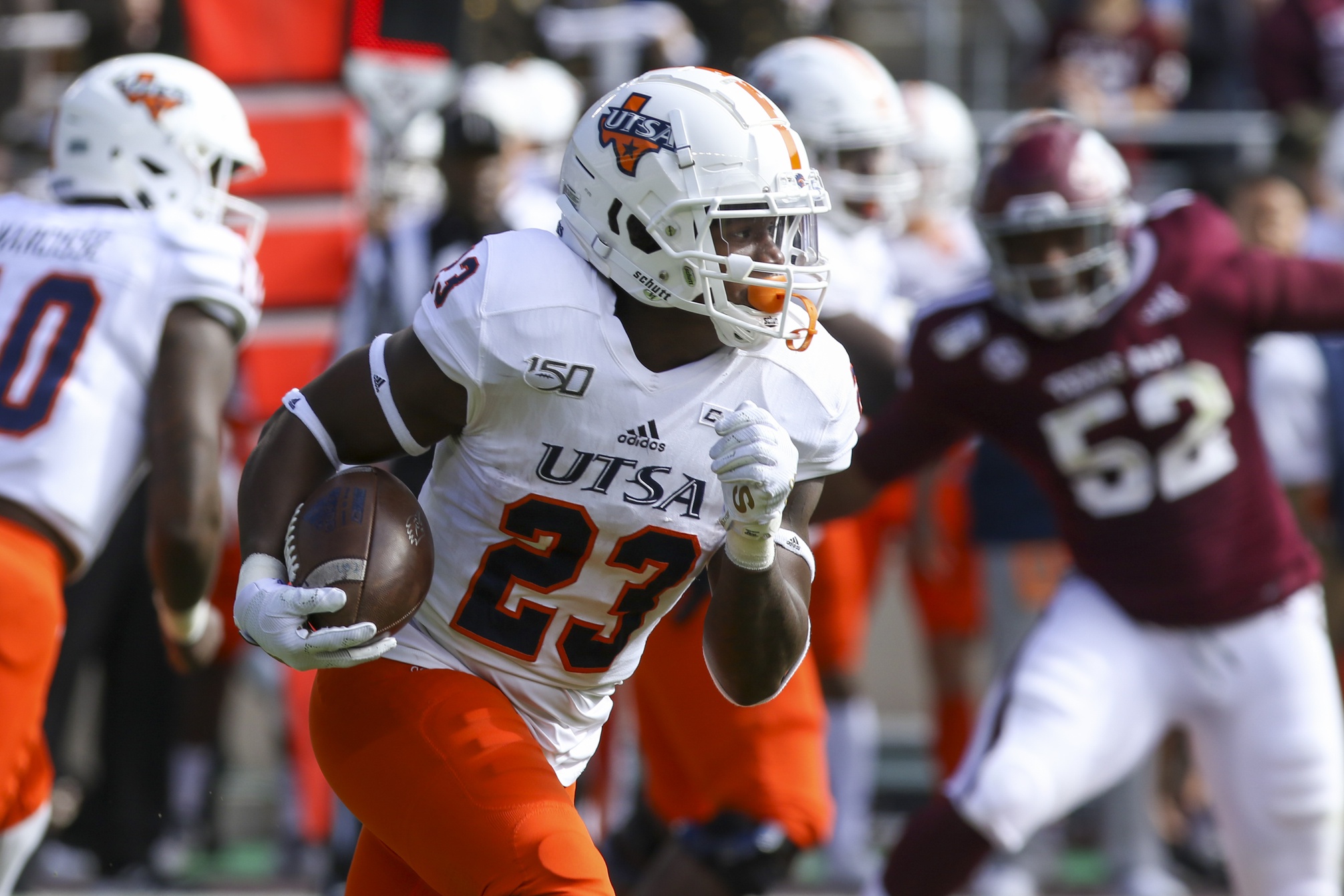 college football picks Sincere McCormick utsa roadrunners predictions best bet odds