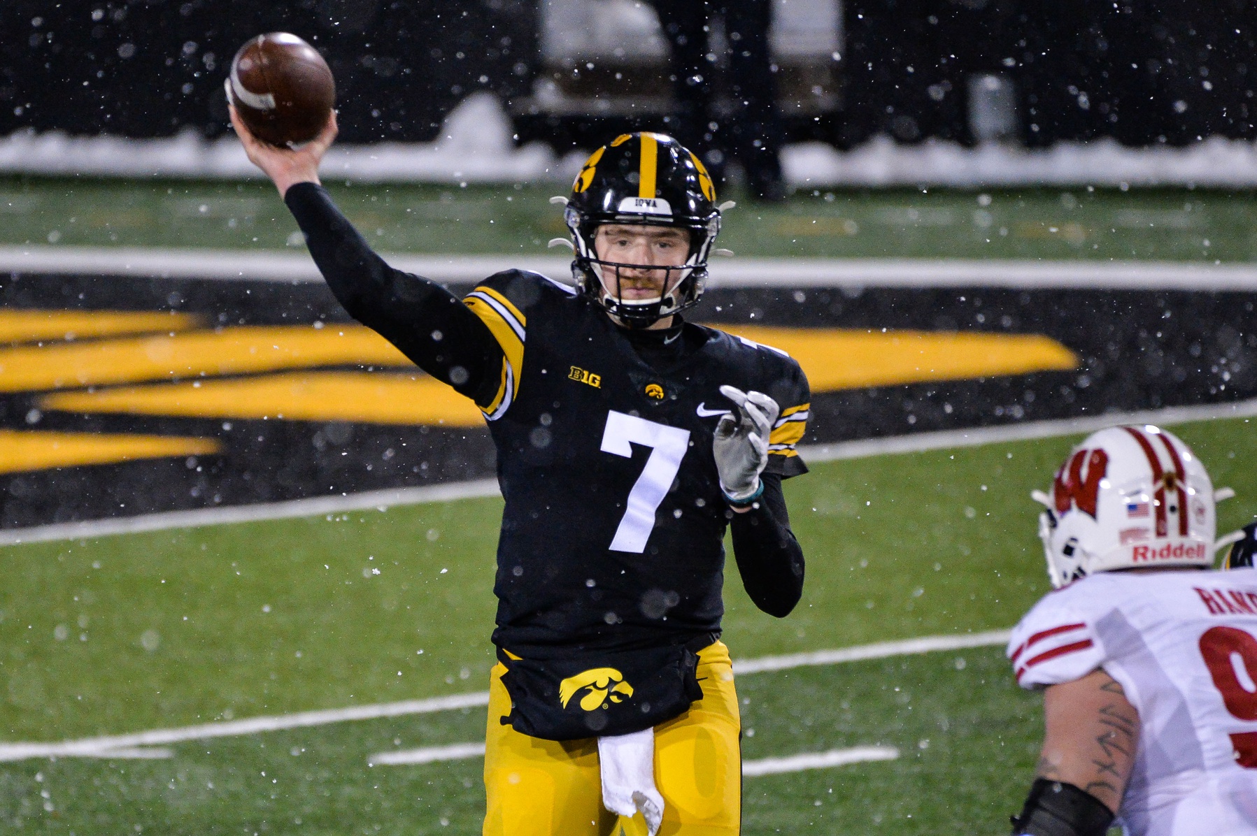 college football picks Spencer Petras iowa hawkeyes predictions best bet odds