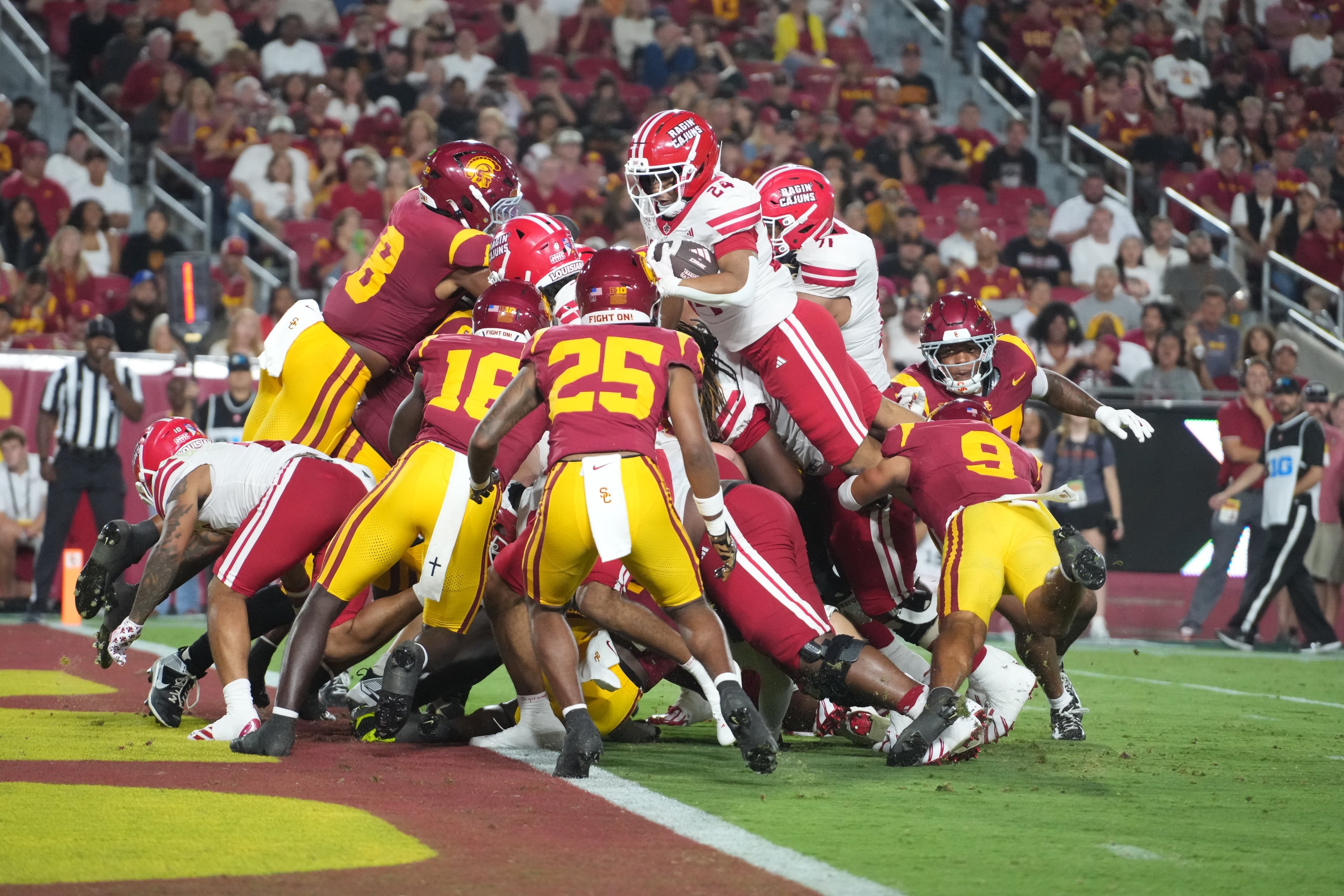 Louisiana Ragin' Cajuns vs Charlotte 49ers Prediction, 9/26/2026 College Football Picks, Best Bets & Odds