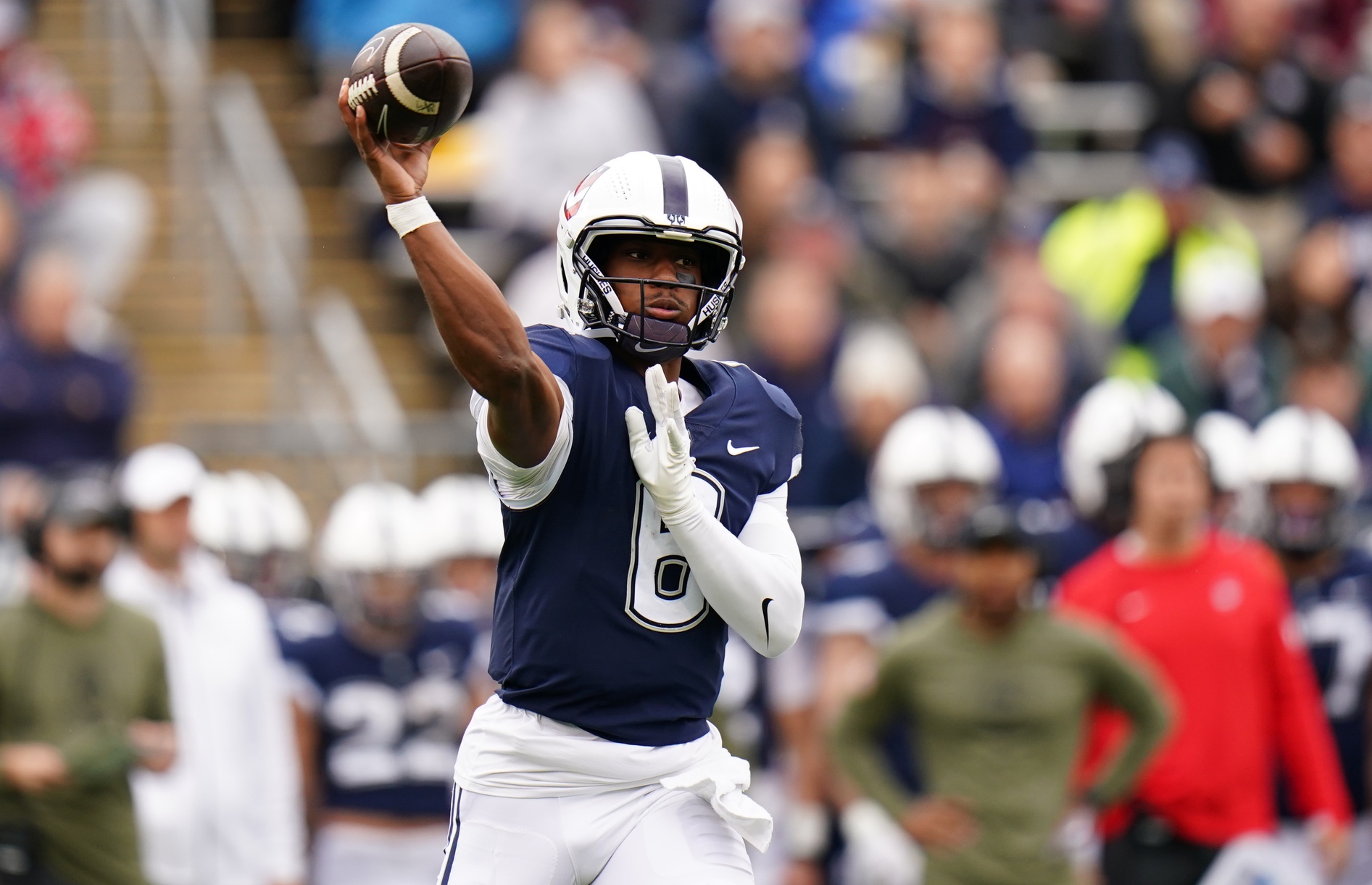 college football picks Ta'Quan Roberson Connecticut Huskies predictions best bet odds