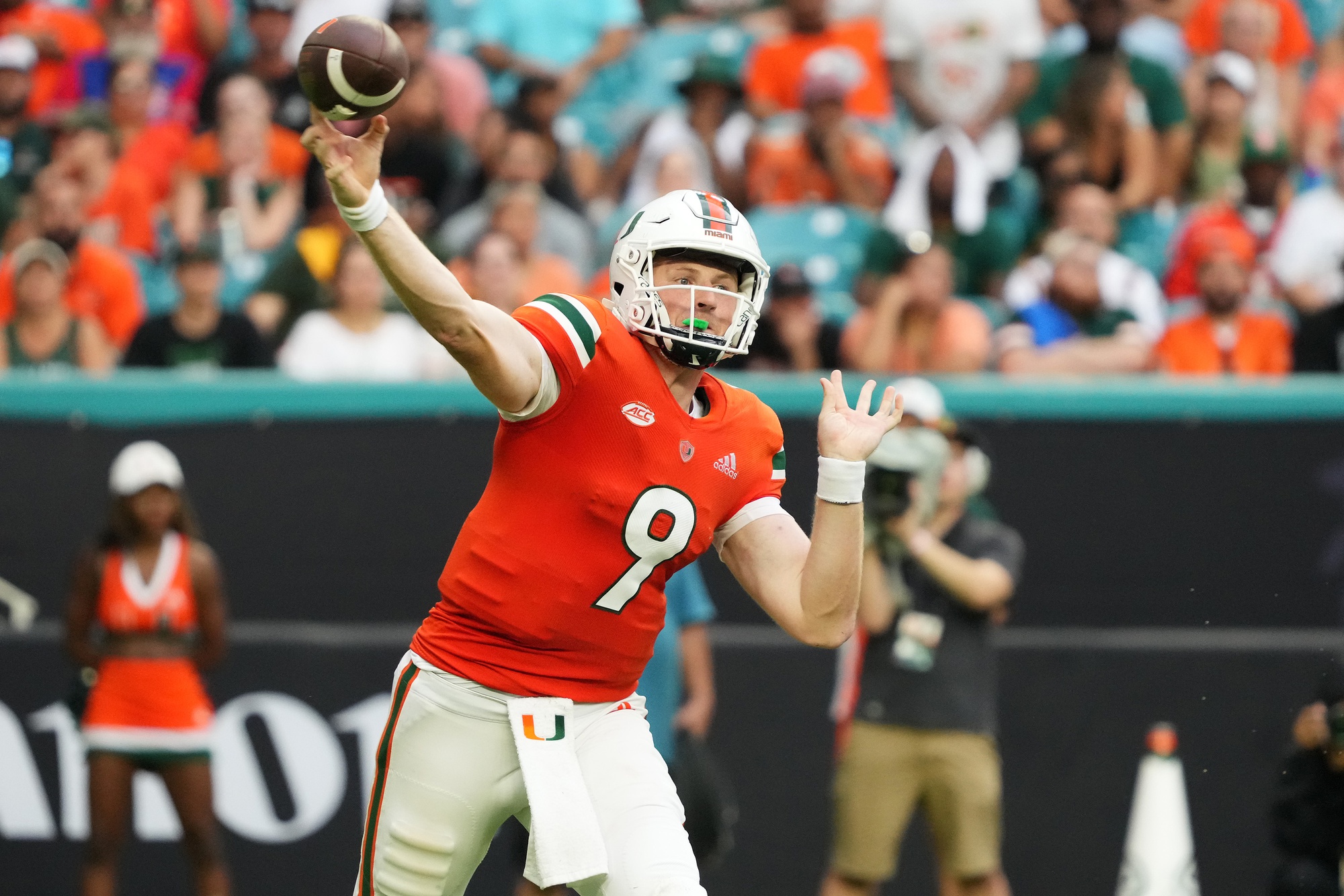 college football picks Tyler Van Dyke miami hurricanes predictions best bet odds