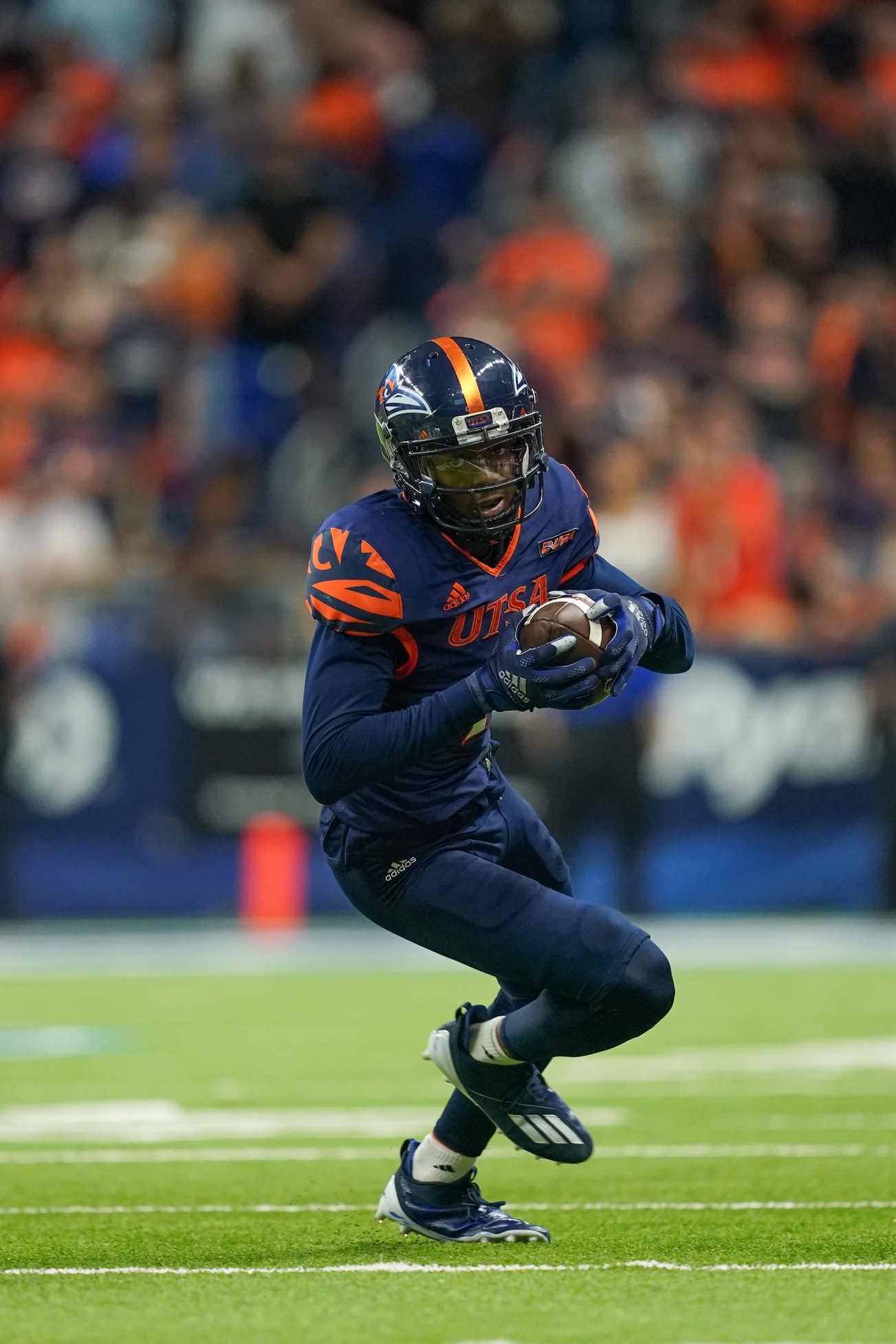 college football picks Zakhari Franklin utsa roadrunners predictions best bet odds