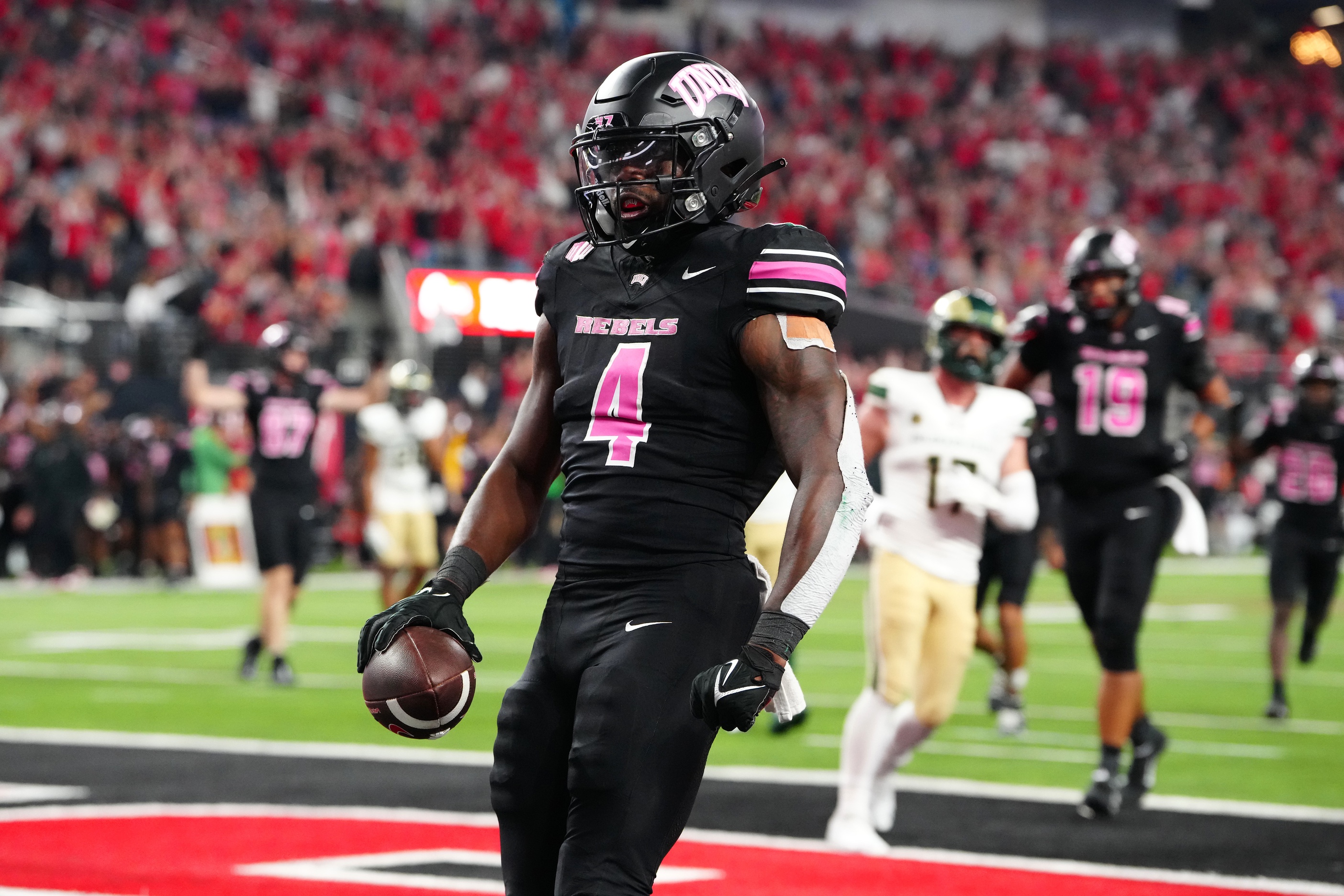 College football totals picks Week 12 Donavyn Lester UNLV Rebels