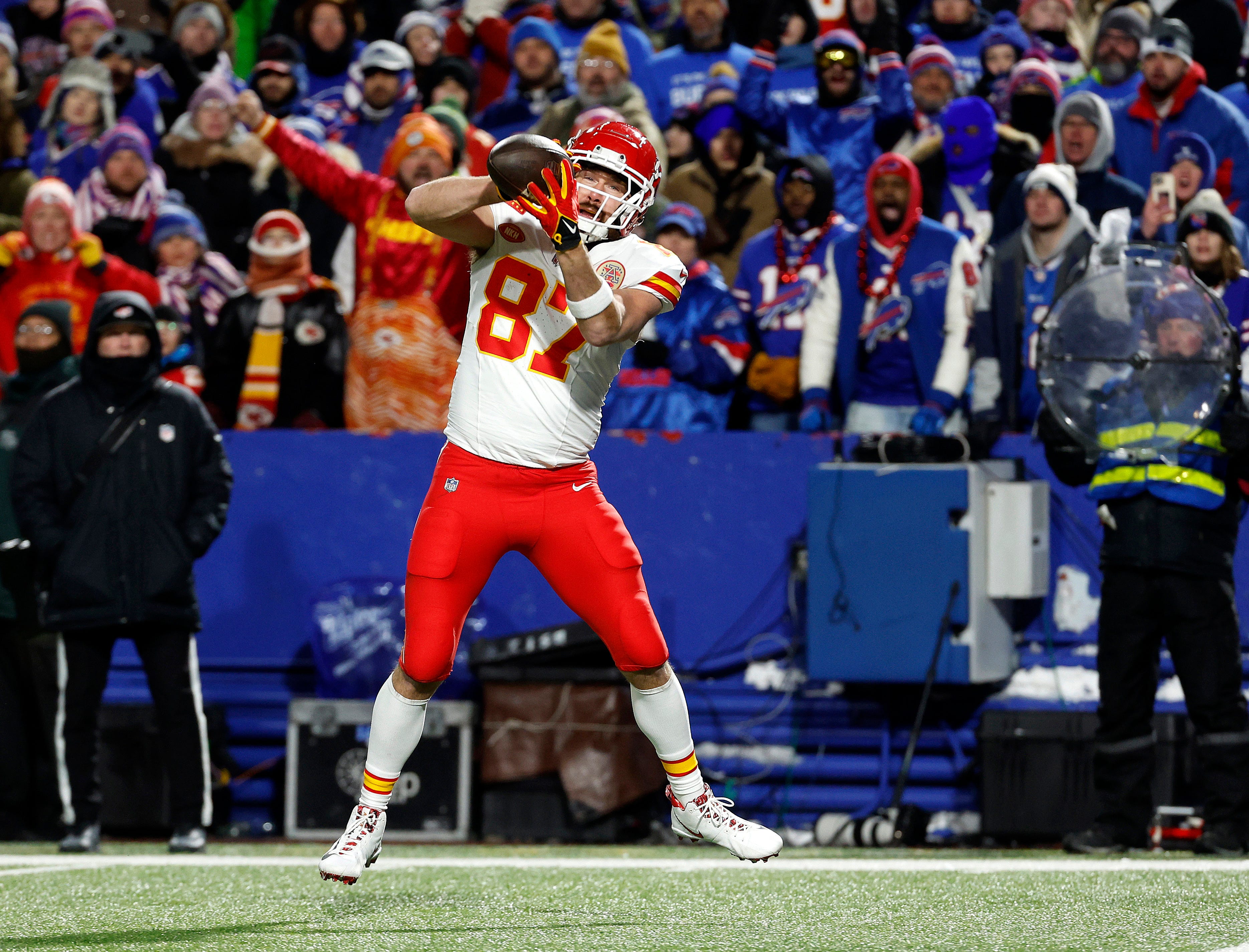 Handicapping early Super Bowl odds Travis Kelce Kansas City Chiefs