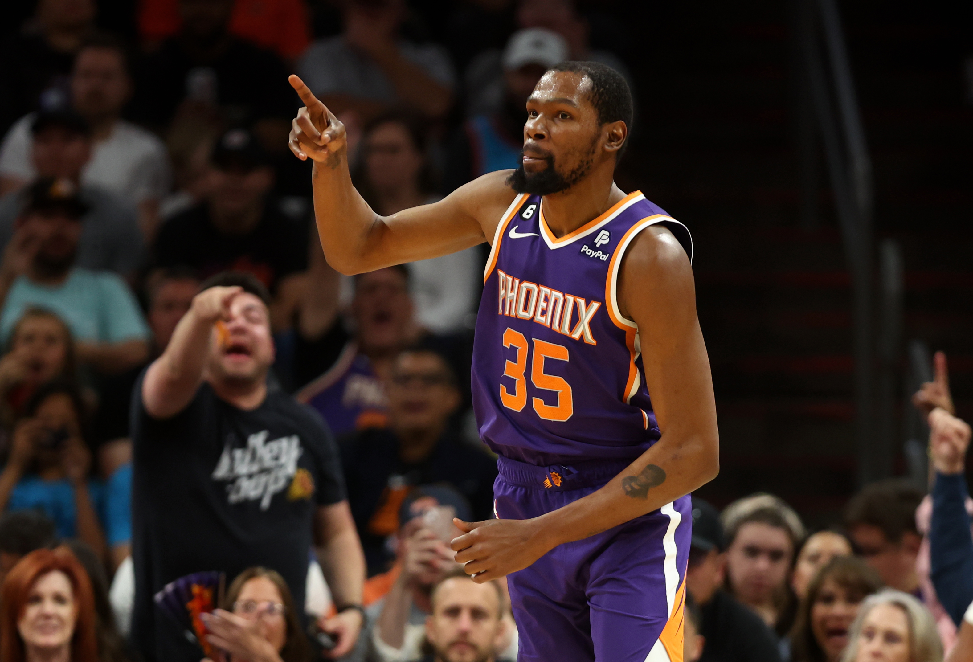 Hot and cold NBA teams against the spread Kevin Durant Phoenix Suns