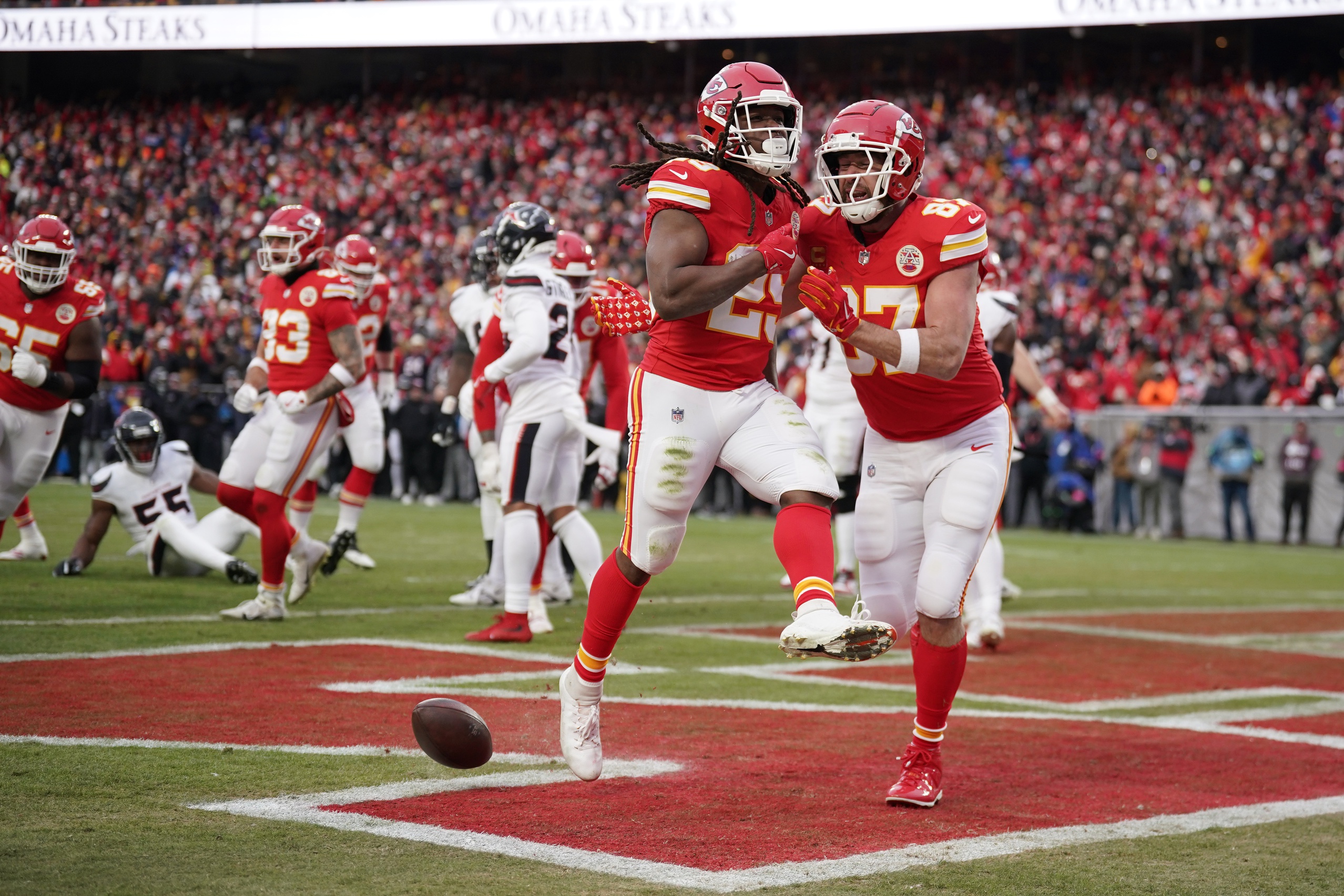 Kareem Hunt Super Bowl props
