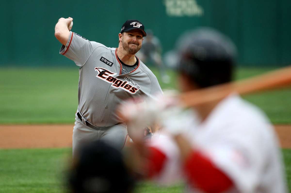 kbo picks Ryan Carpenter Hanwha Eagles predictions best bet odds