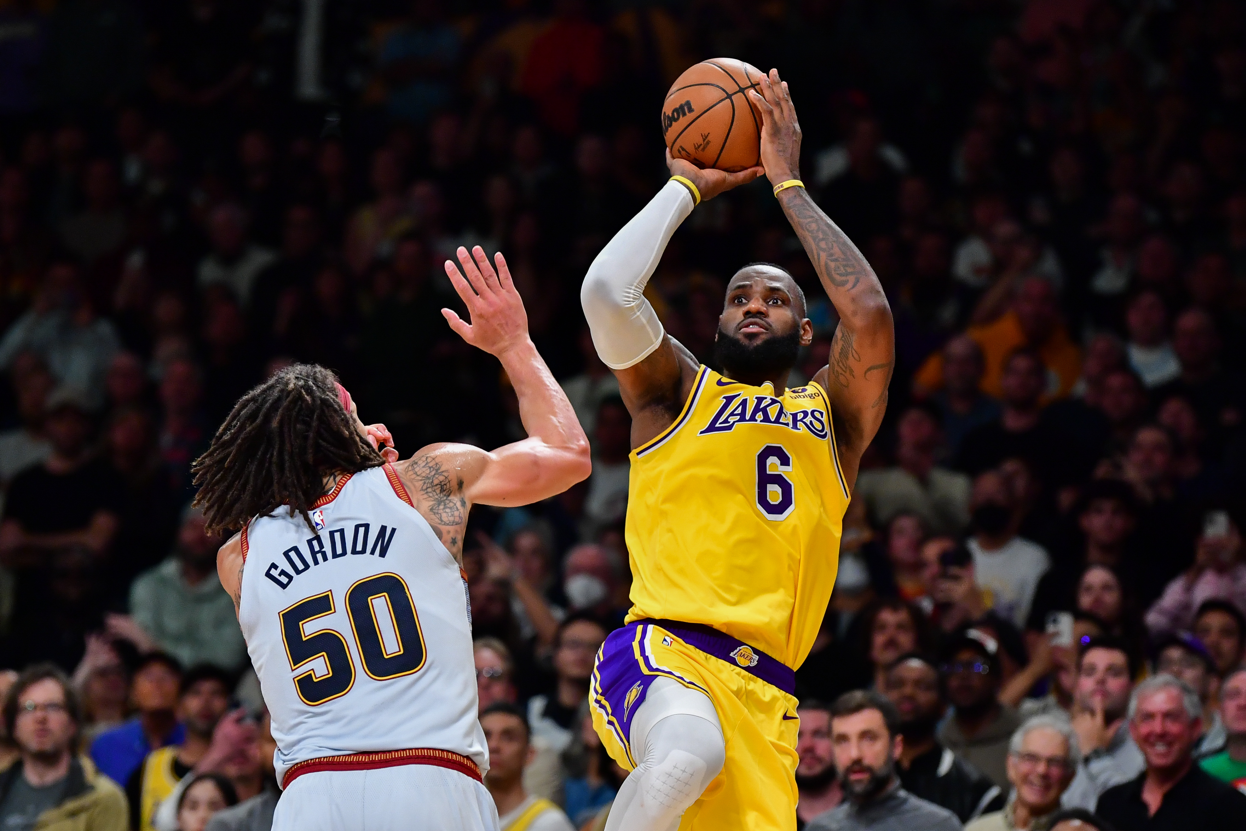 Los Angeles Lakers' LeBron James now MVP favorite at some