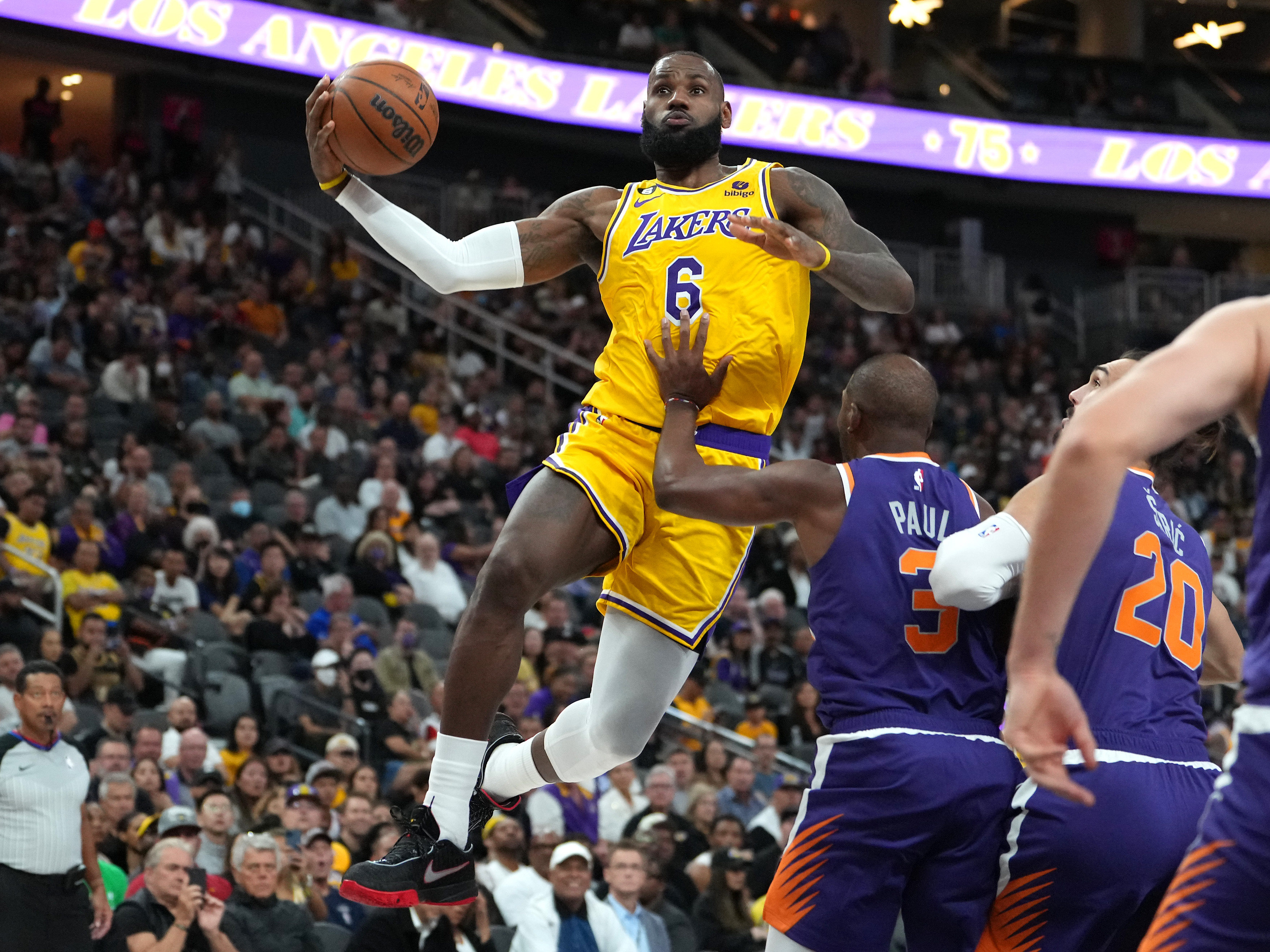 Los Angeles Lakers predictions LeBron James