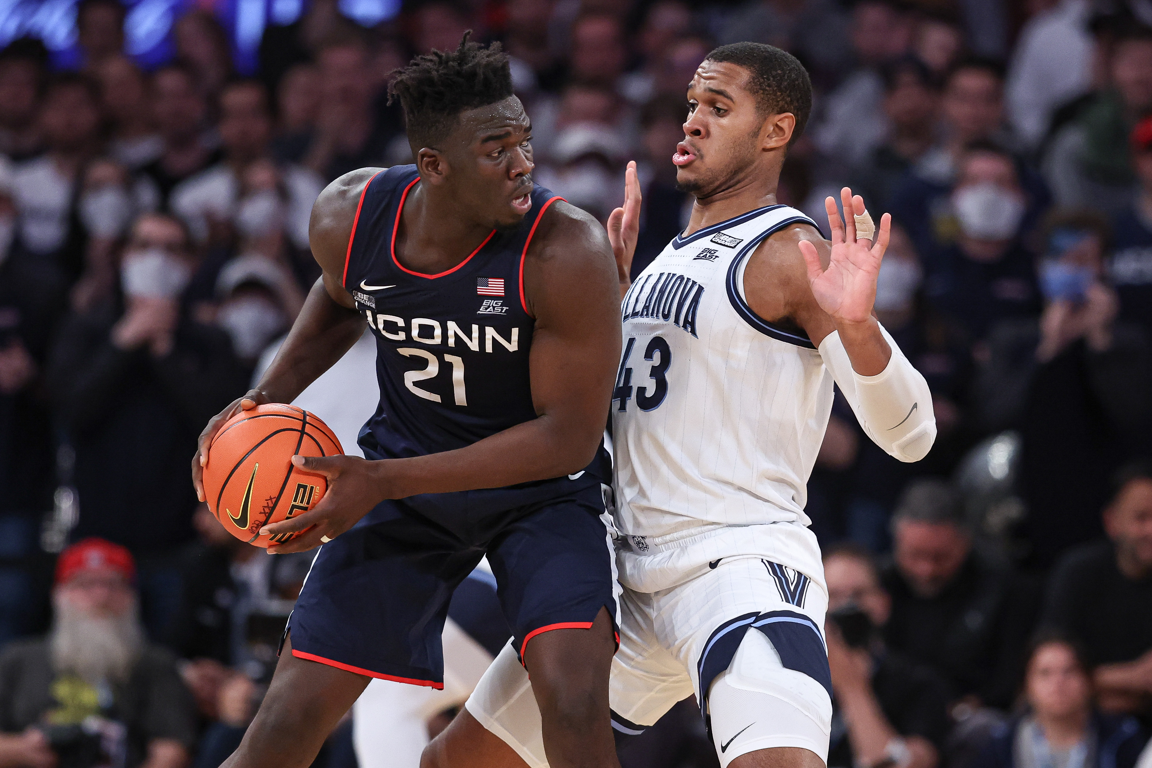 March Madness handicapping 5 vs 12 seeds Adama Sanogo UConn Huskies