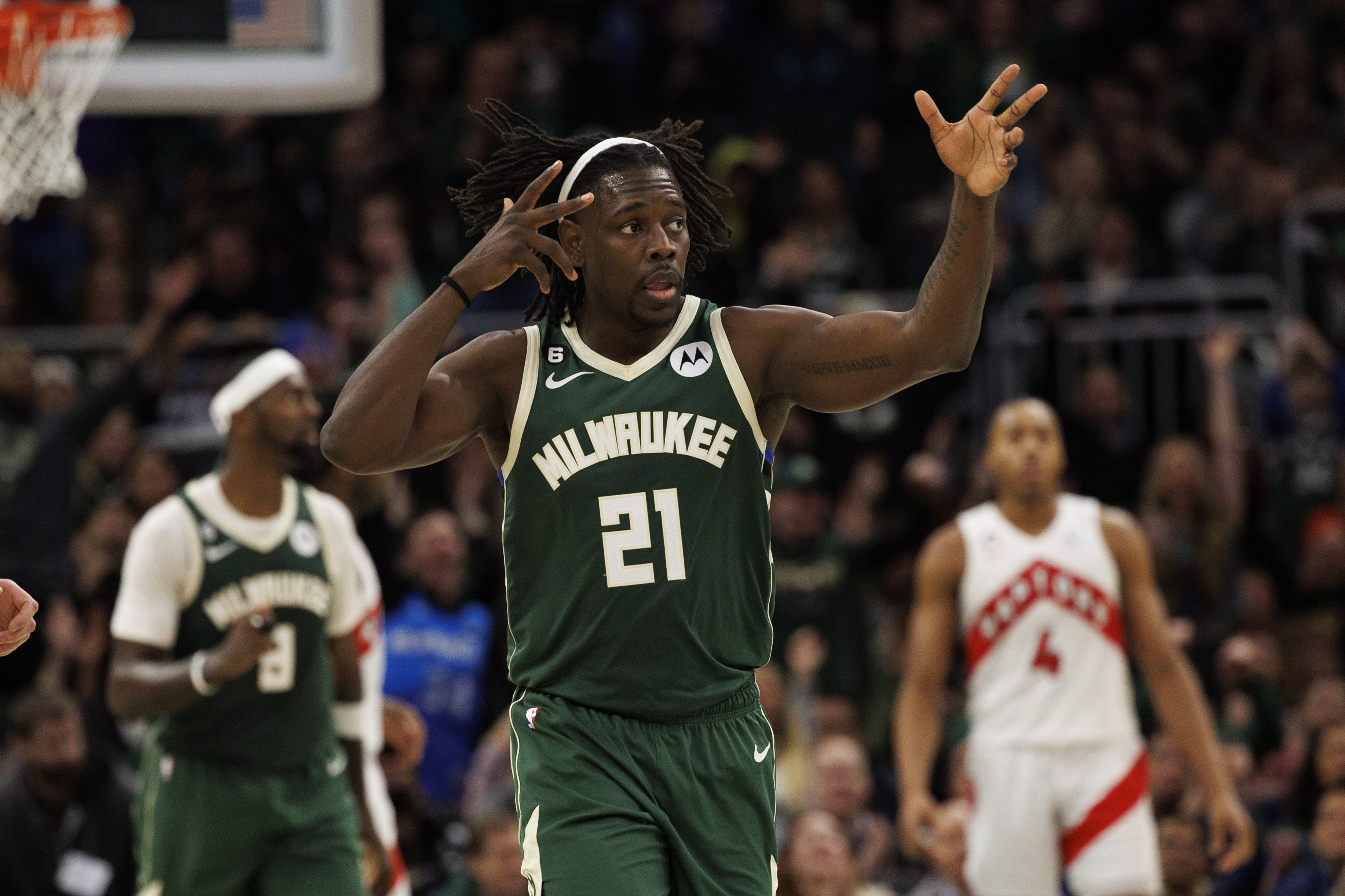 Milwaukee Bucks daily betting predictions Jrue Holiday