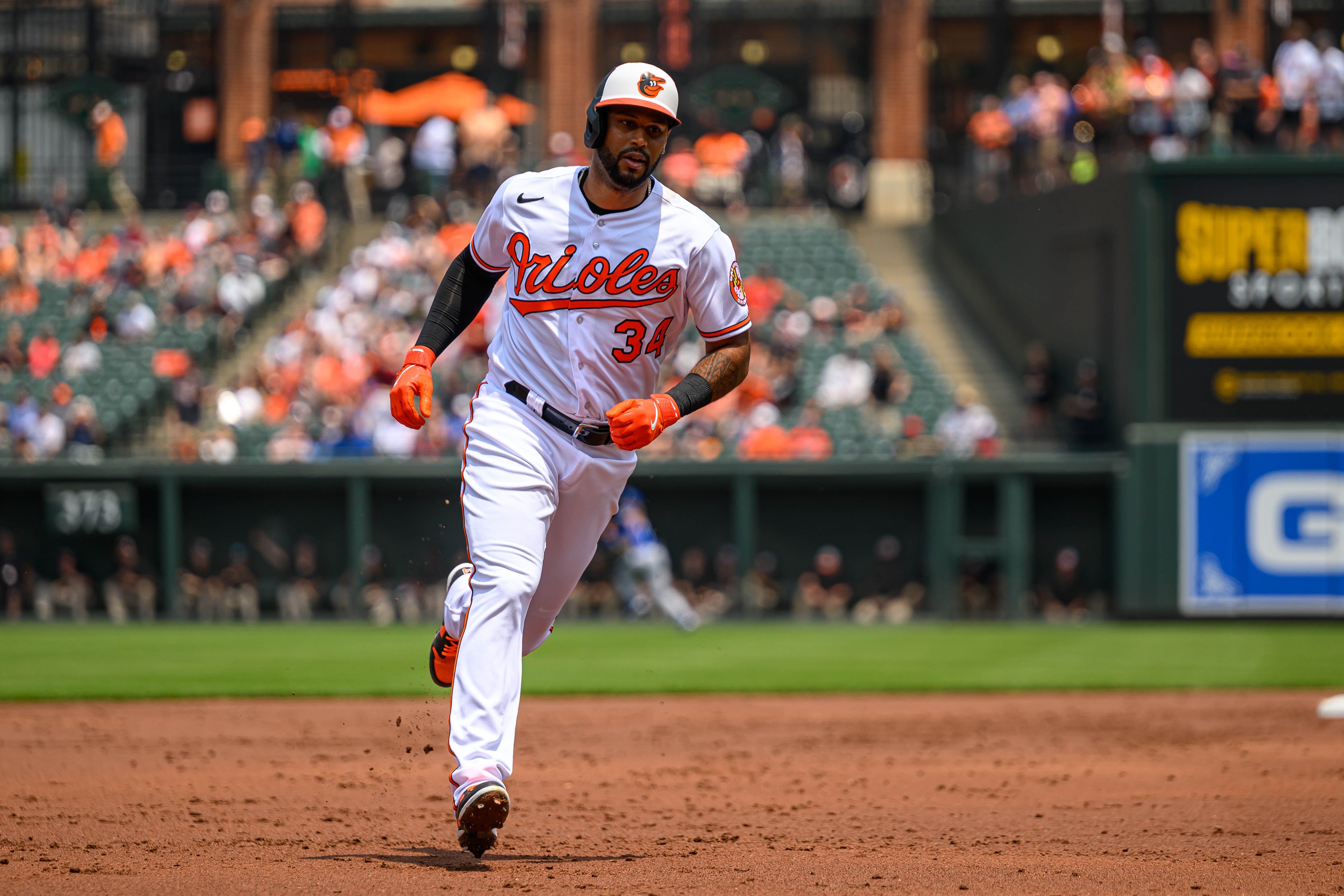 mlb picks Aaron Hicks Baltimore Orioles predictions best bet odds