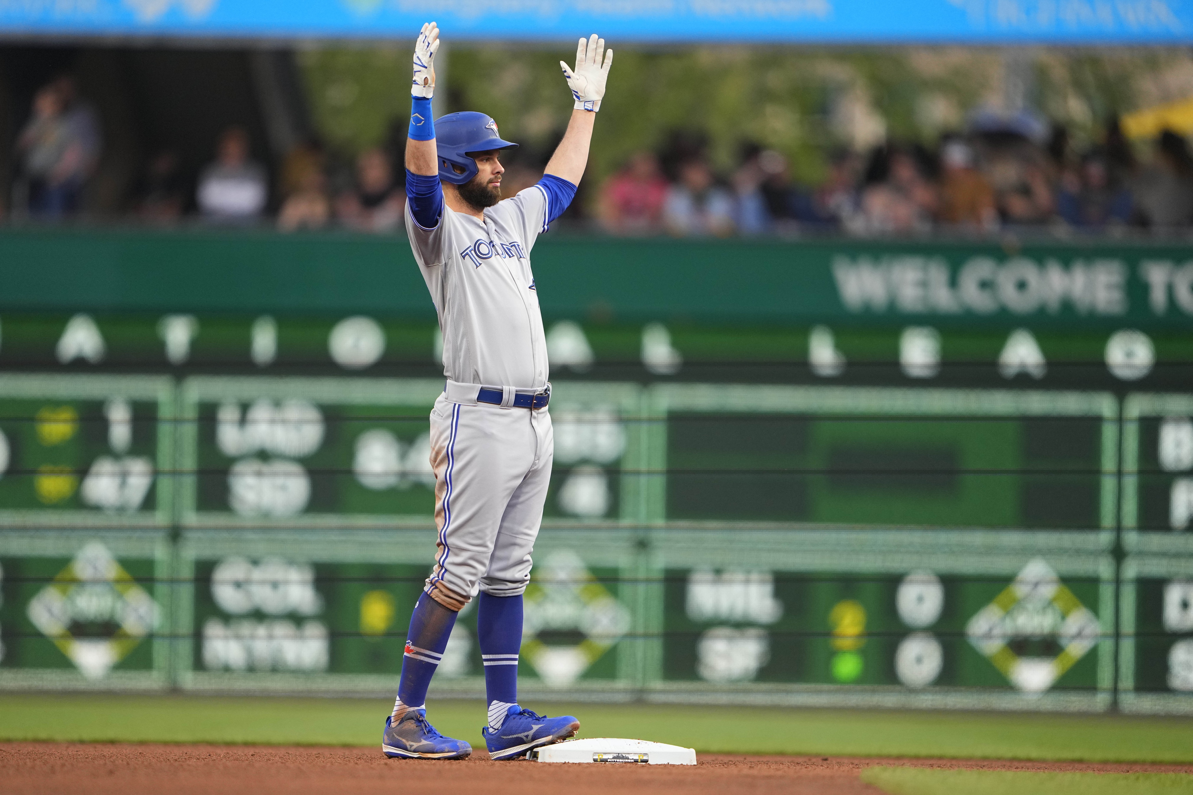 mlb picks Brandon Belt Toronto Blue Jays predictions best bet odds