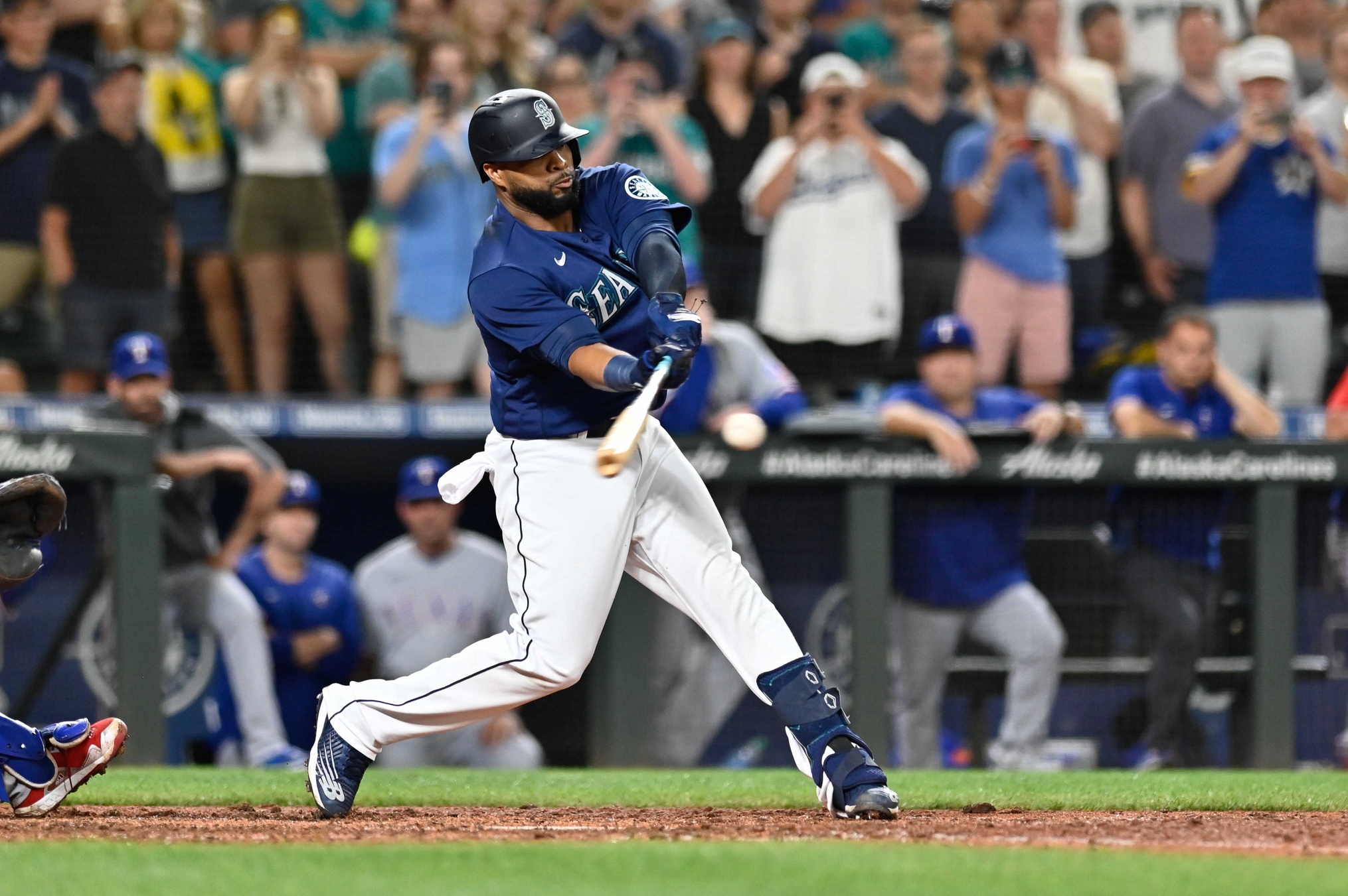 mlb picks Carlos Santana Seattle Mariners predictions best bet odds