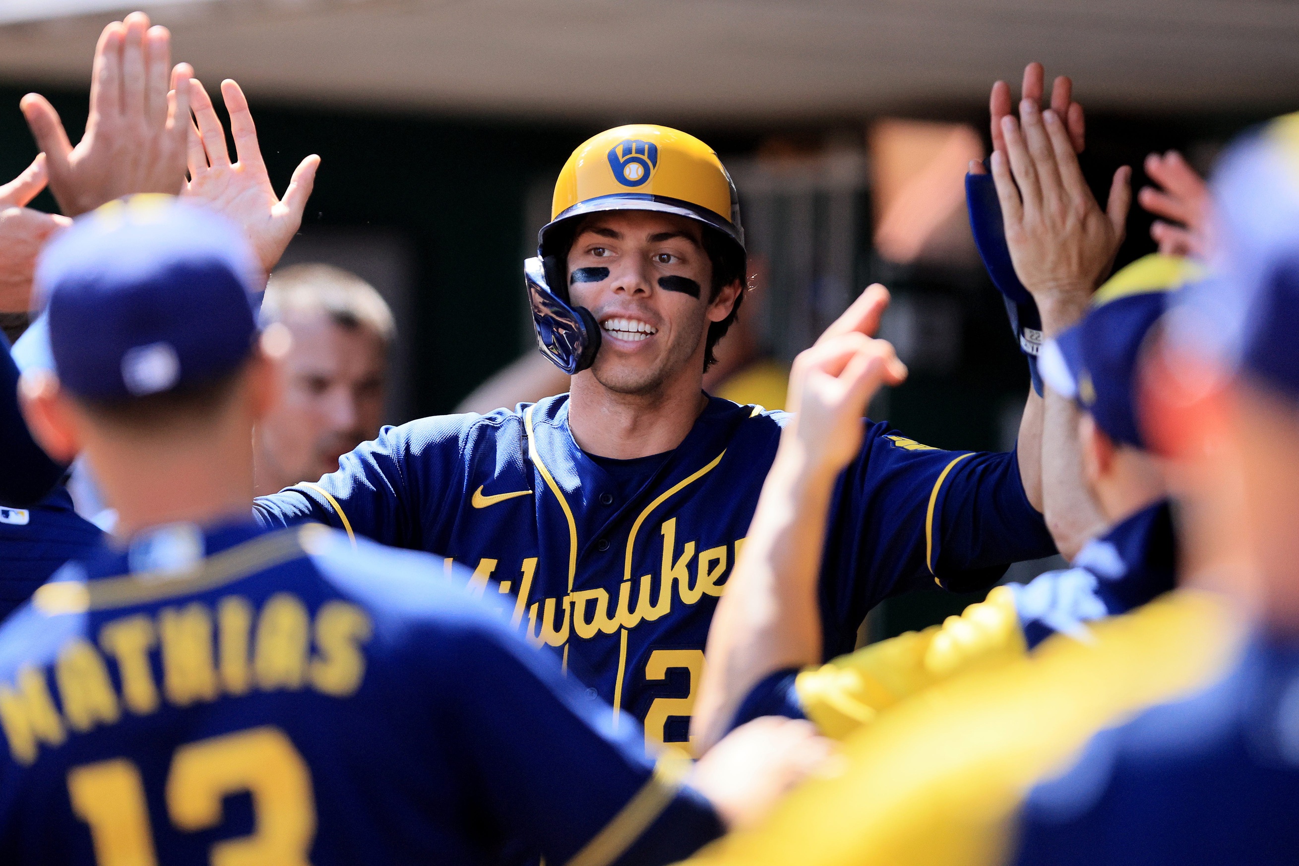 mlb picks Christian Yelich Milwaukee Brewers predictions best bet odds