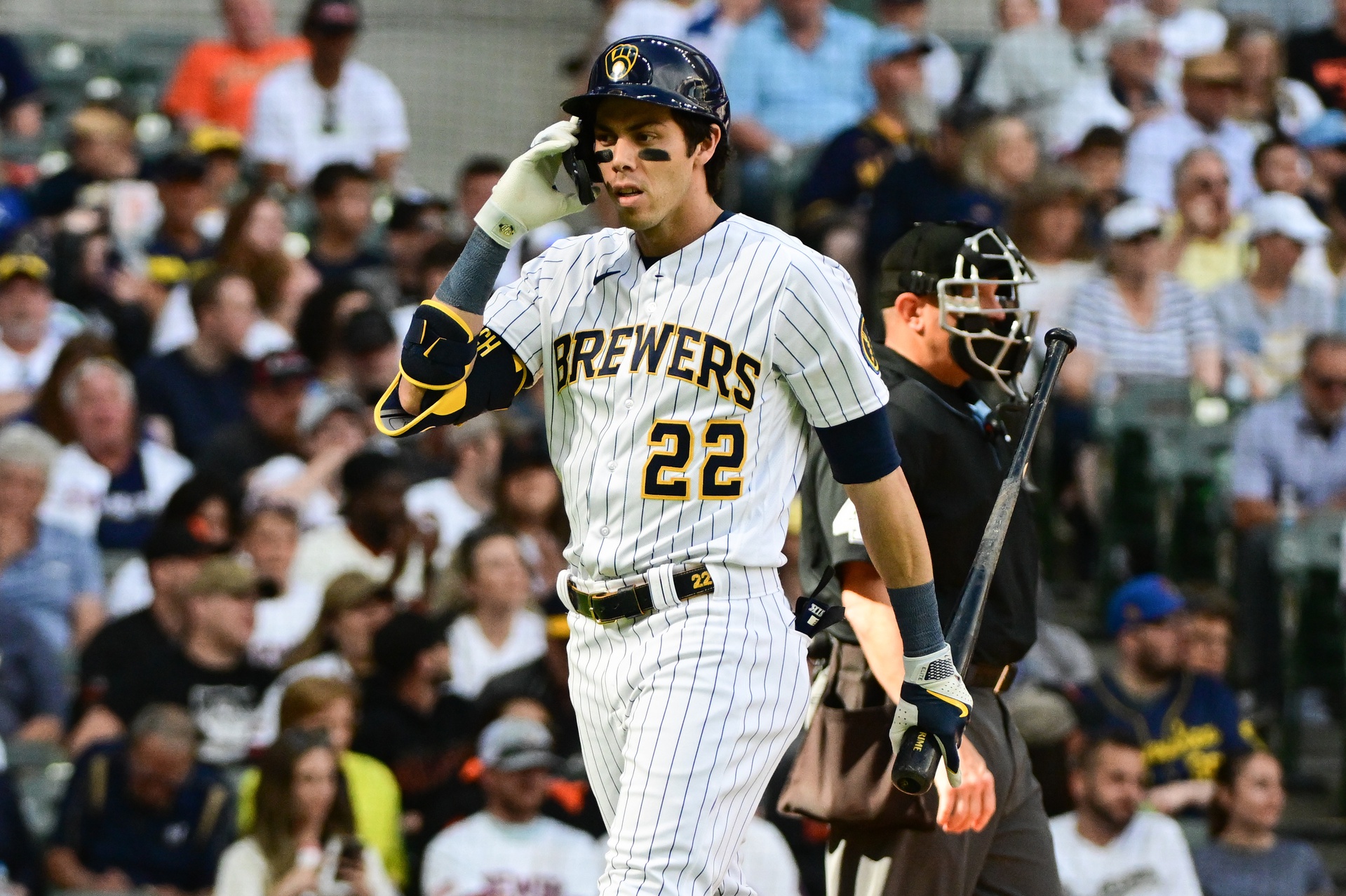 mlb picks Christian Yelich Milwaukee Brewers predictions best bet odds