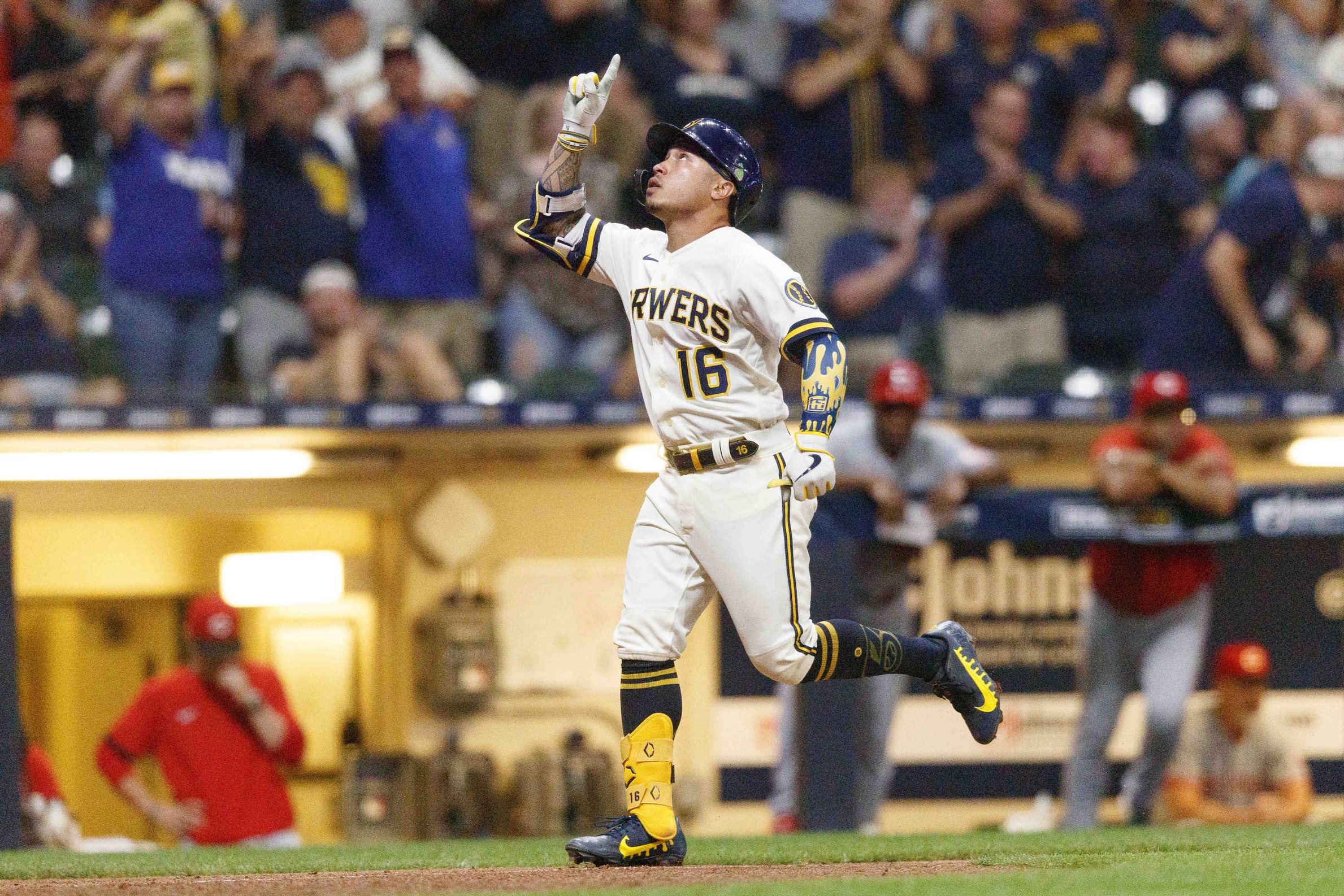 mlb picks Kolten Wong milwaukee brewers predictions best bet odds