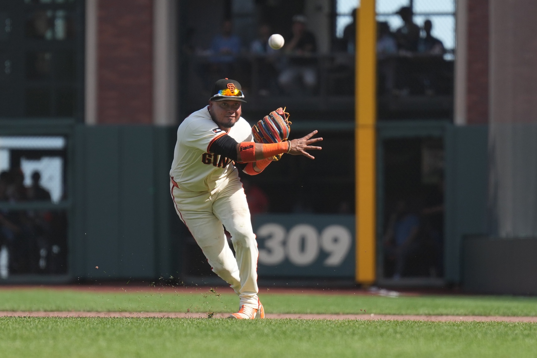 mlb picks Luis Arraez San Francisco Giants predictions best bet odds