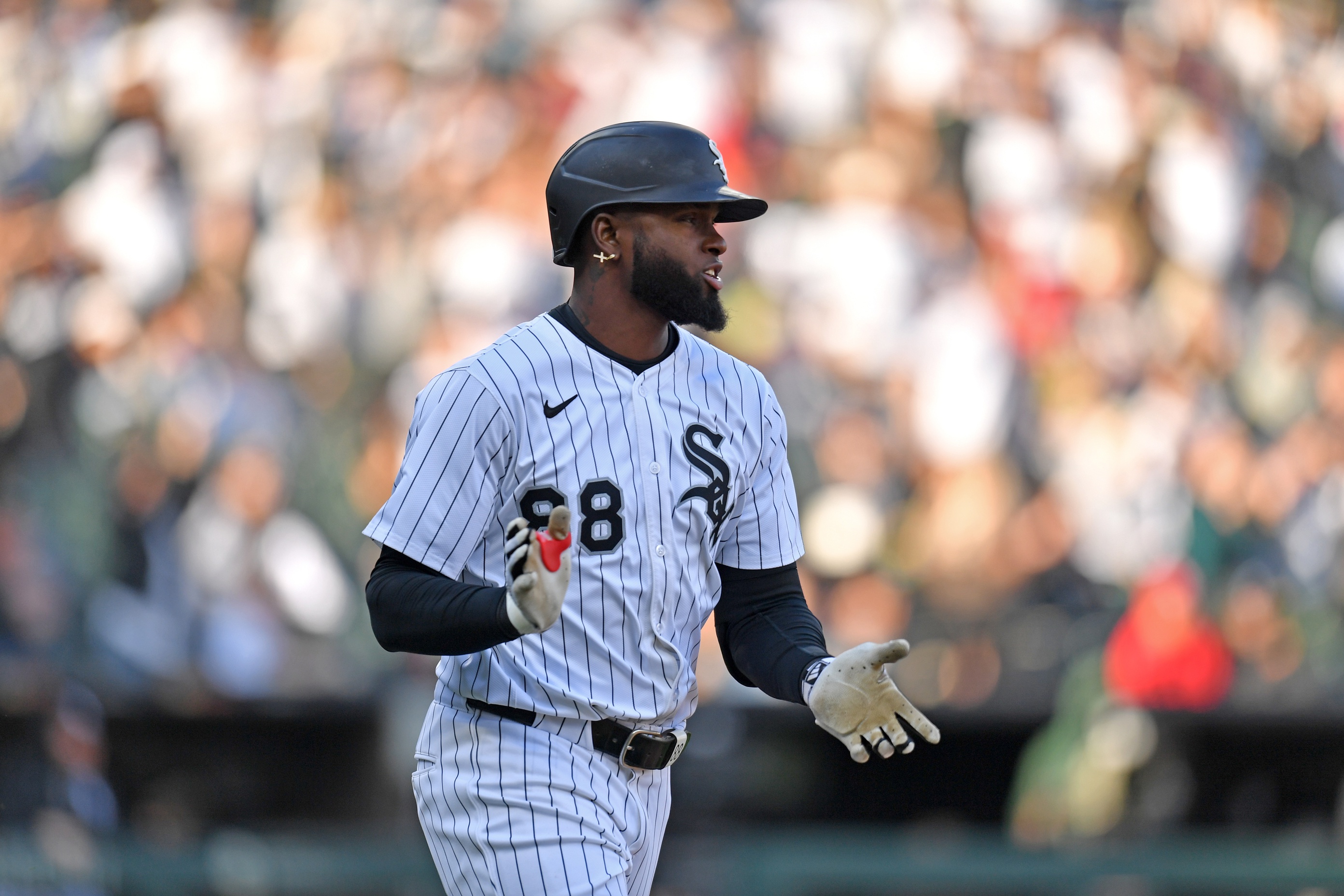 mlb picks Luis Robert Chicago White Sox predictions best bet odds