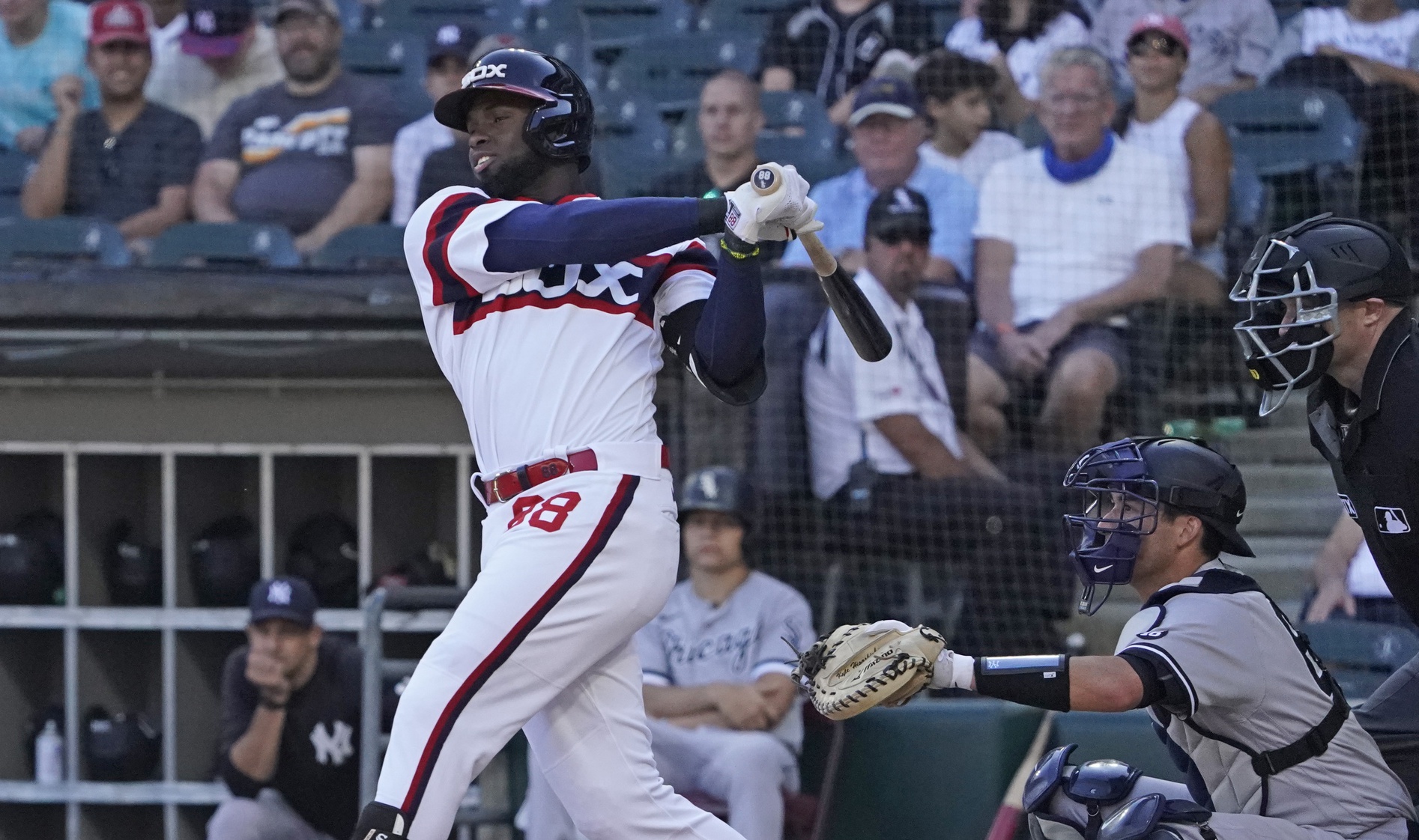 mlb picks Luis Robert chicago white sox predictions best bet odds