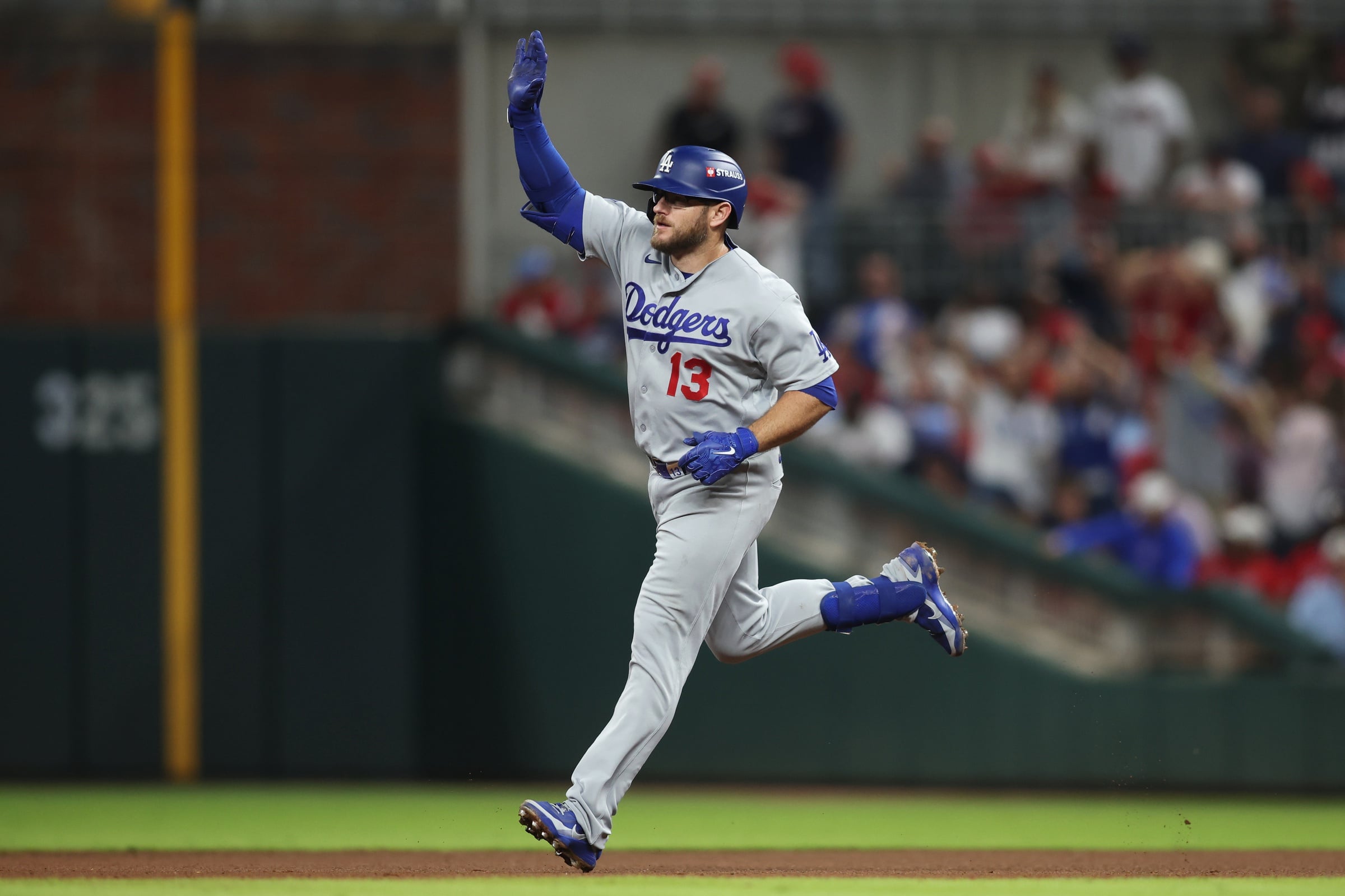 mlb picks Max Muncy Los Angeles Dodgers predictions best bet odds