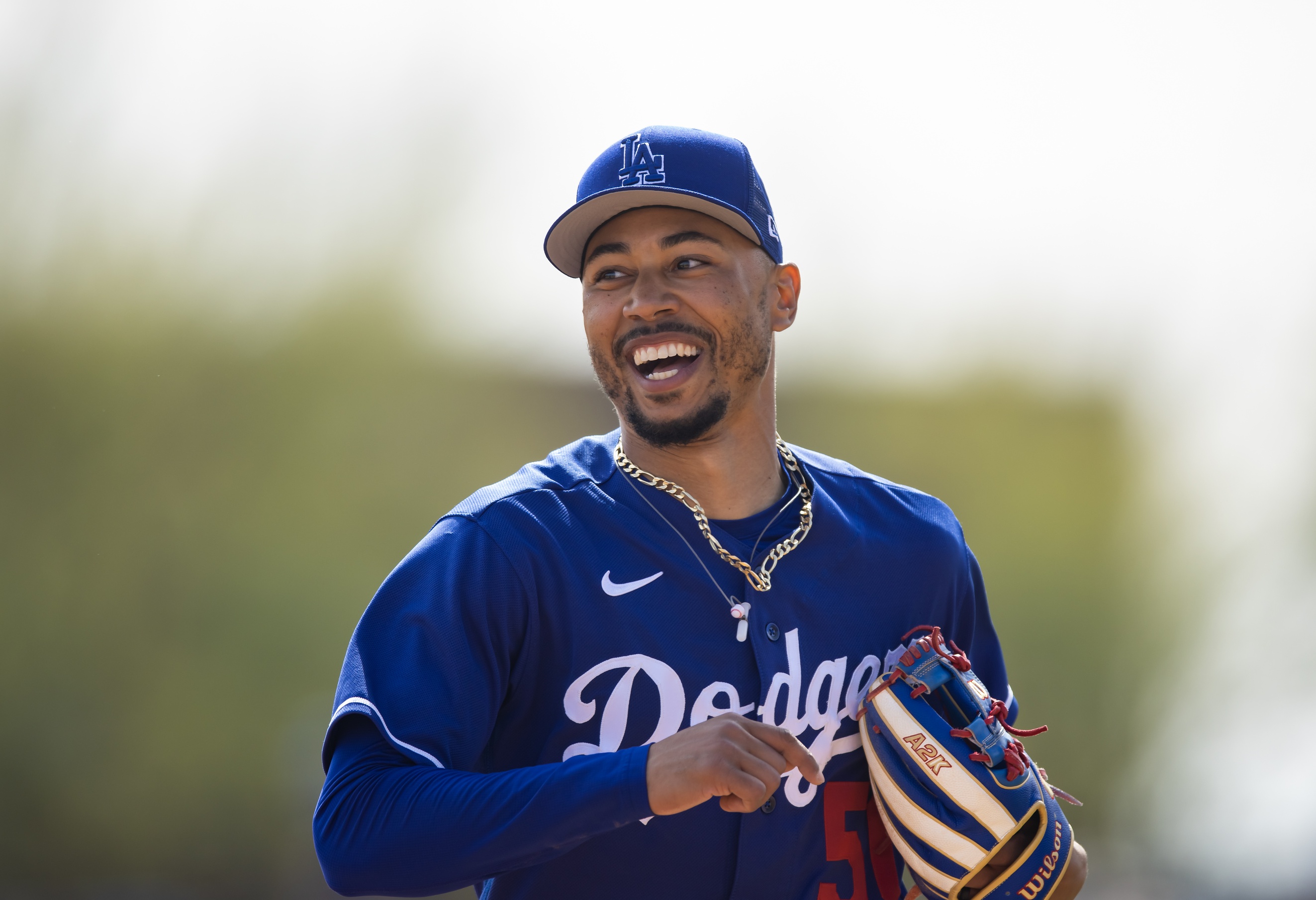 mlb picks Mookie Betts Los Angeles Dodgers predictions best bet odds