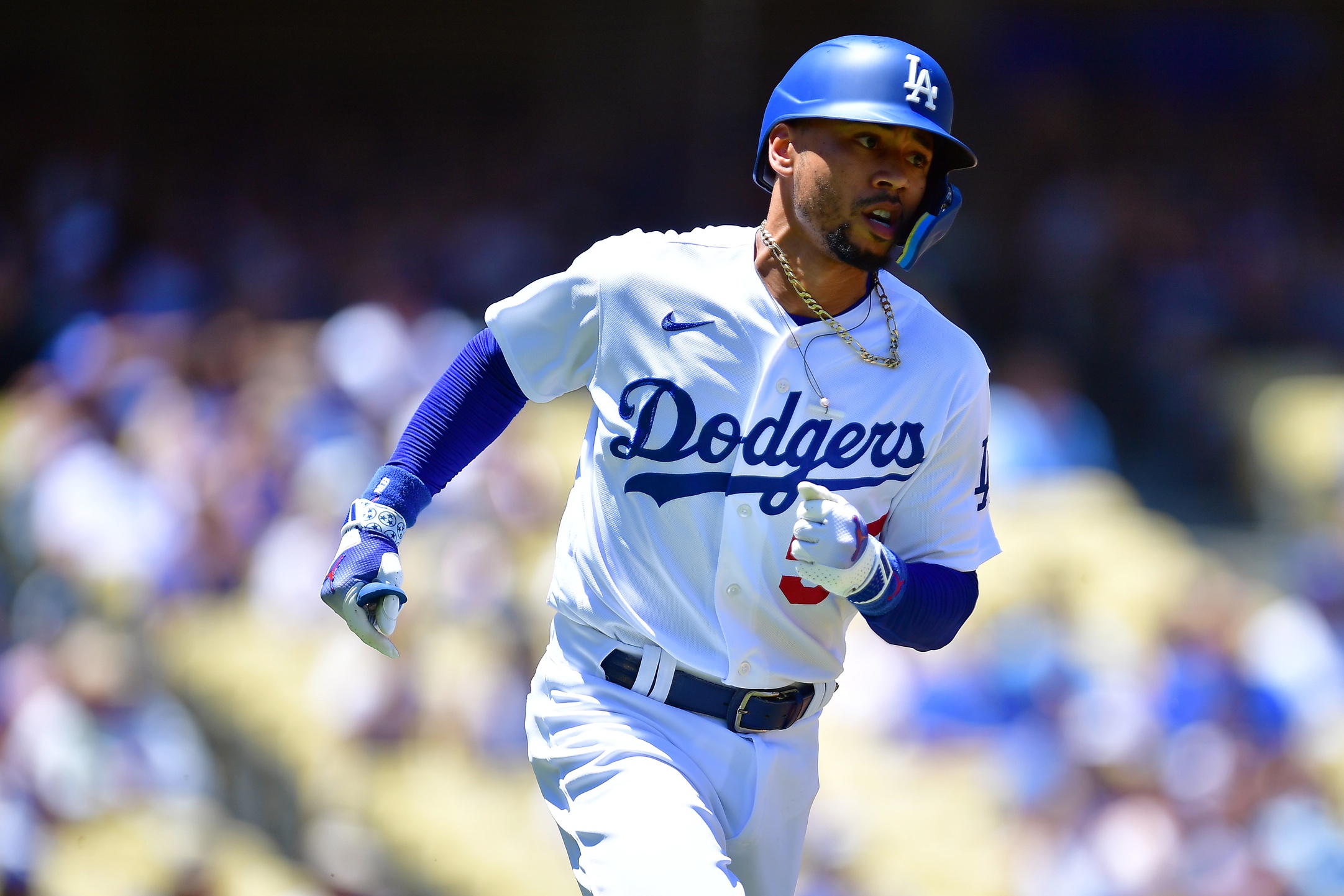 mlb picks Mookie Betts Los Angeles Dodgers predictions best bet odds