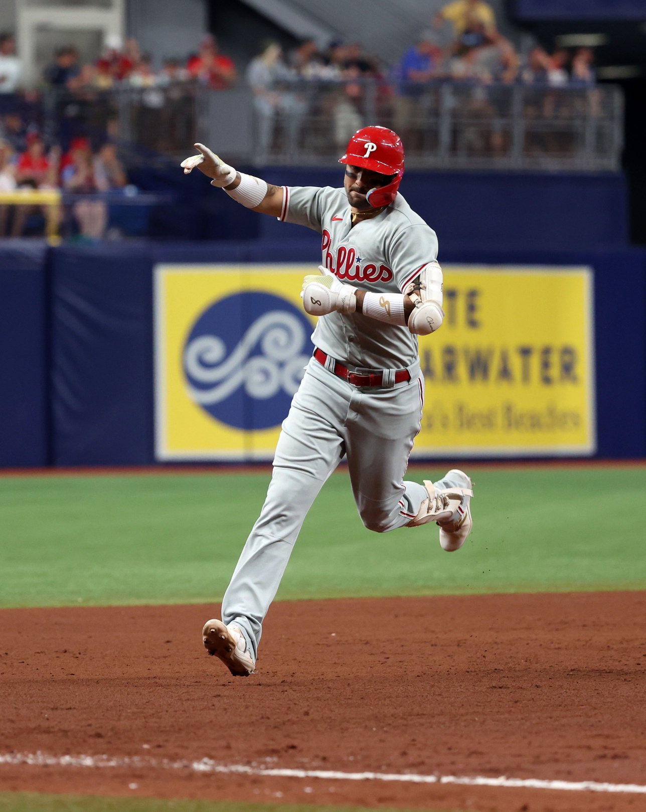 mlb picks Nick Castellanos Philadelphia Phillies predictions best bet odds