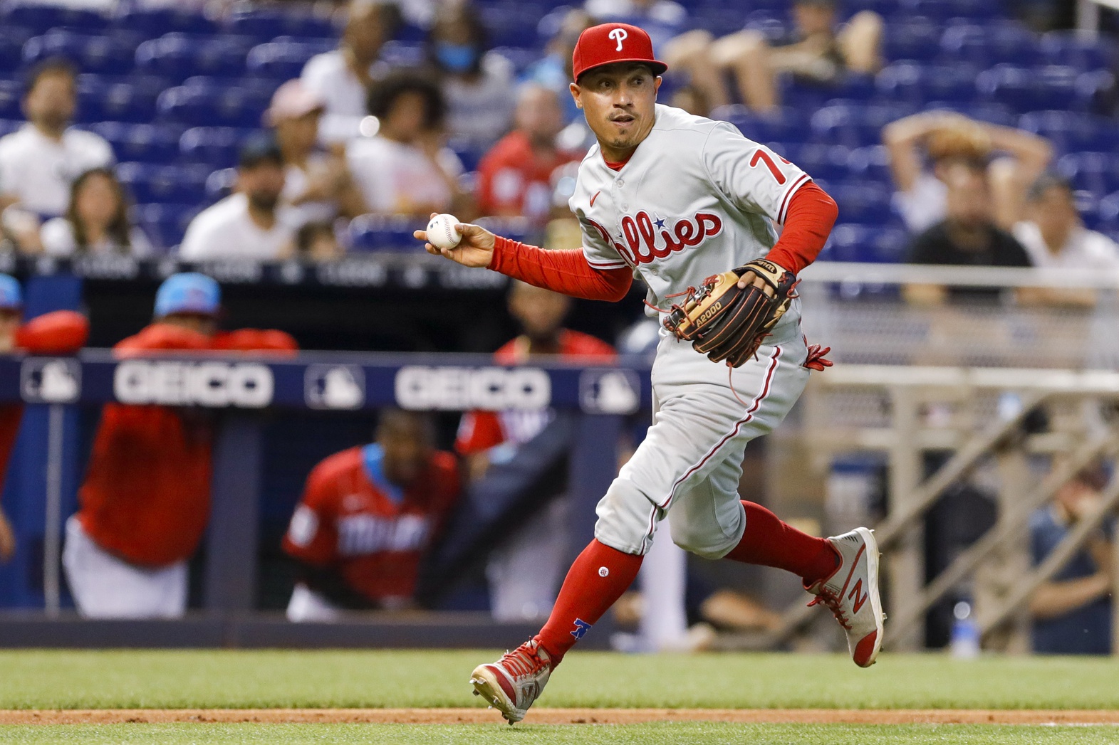 mlb picks Ronald Torreyes philadelphia phillies predictions best bet odds