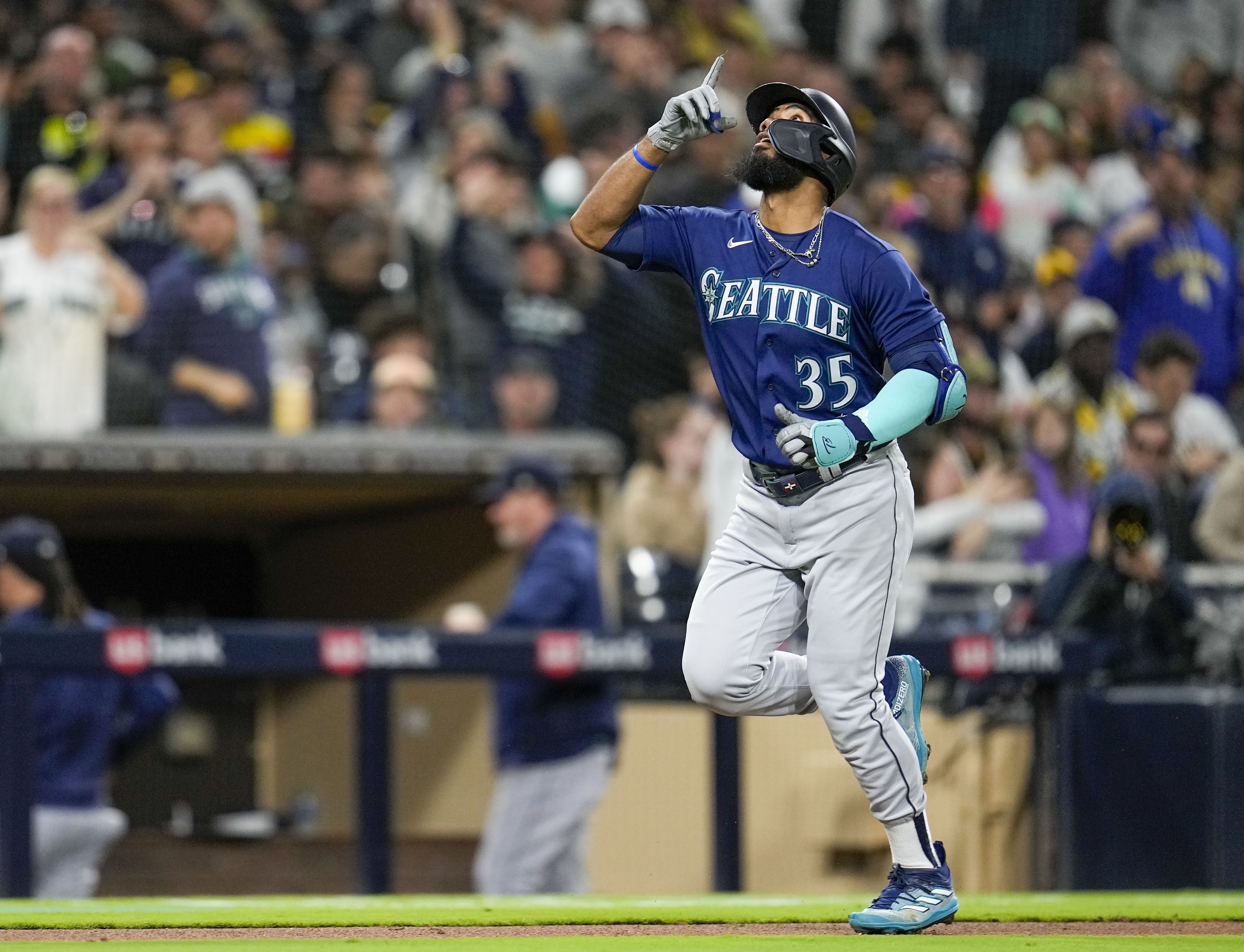 mlb picks Teoscar Hernandez Seattle Mariners predictions best bet odds