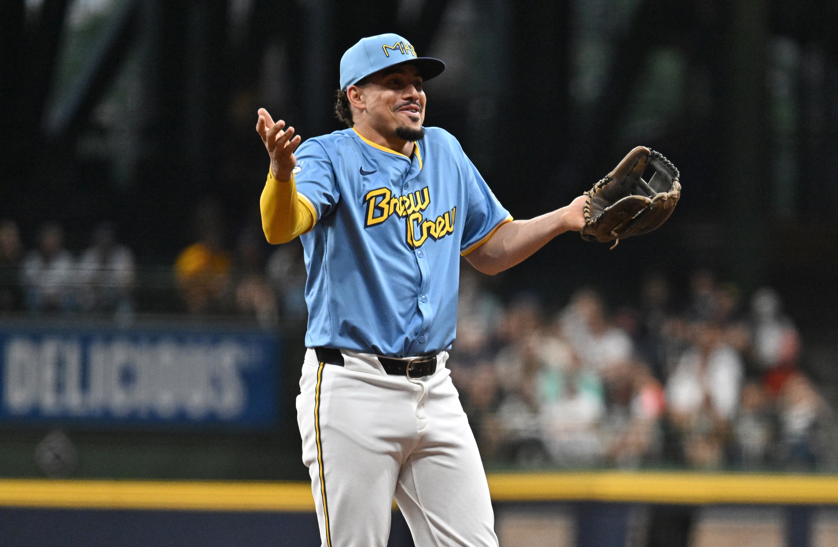 mlb picks Willy Adames Milwaukee Brewers predictions best bet odds