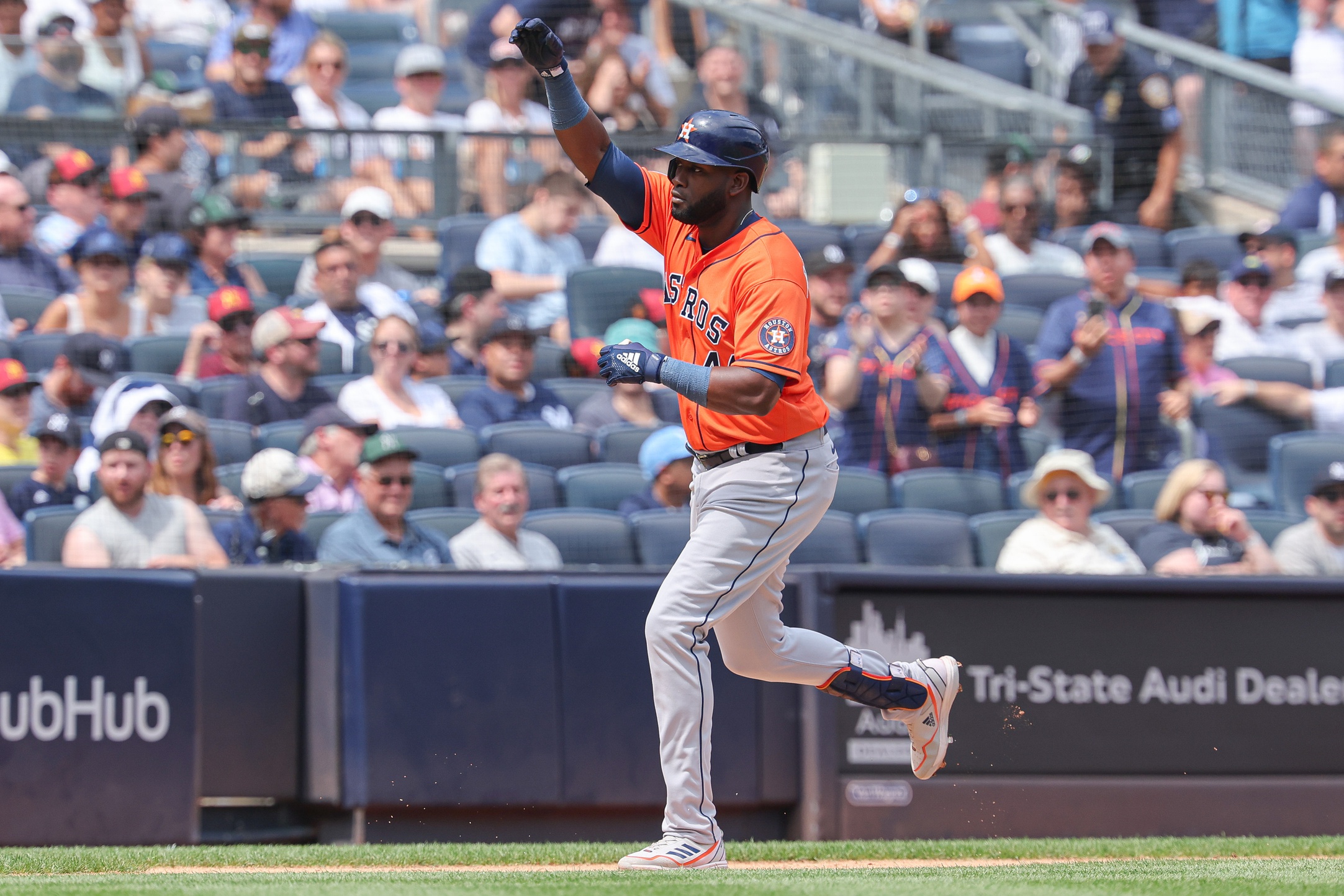 mlb picks Yordan Alvarez Houston Astros predictions best bet odds