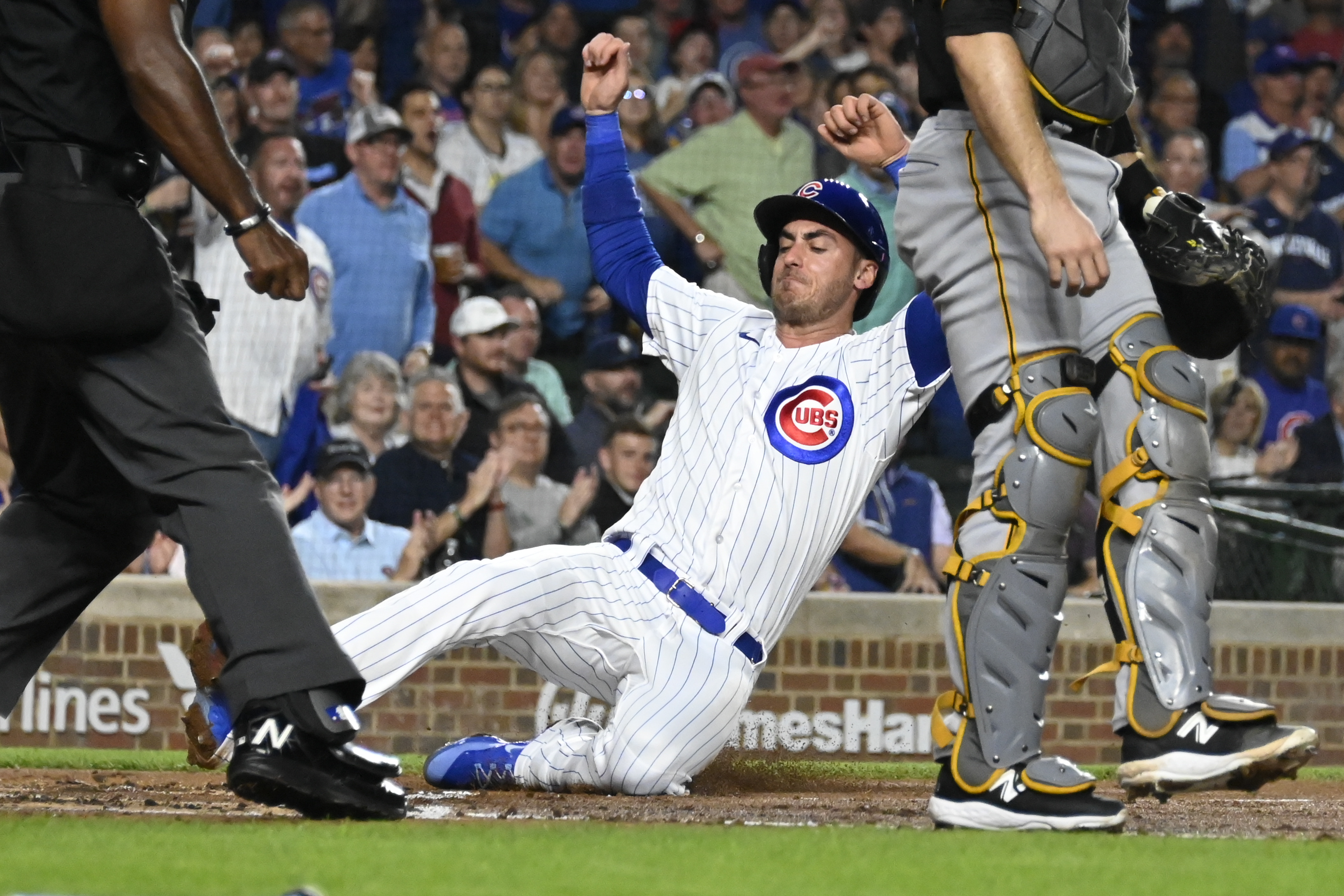 MLB playoff teams yes or no props predictions Cody Bellinger Chicago Cubs