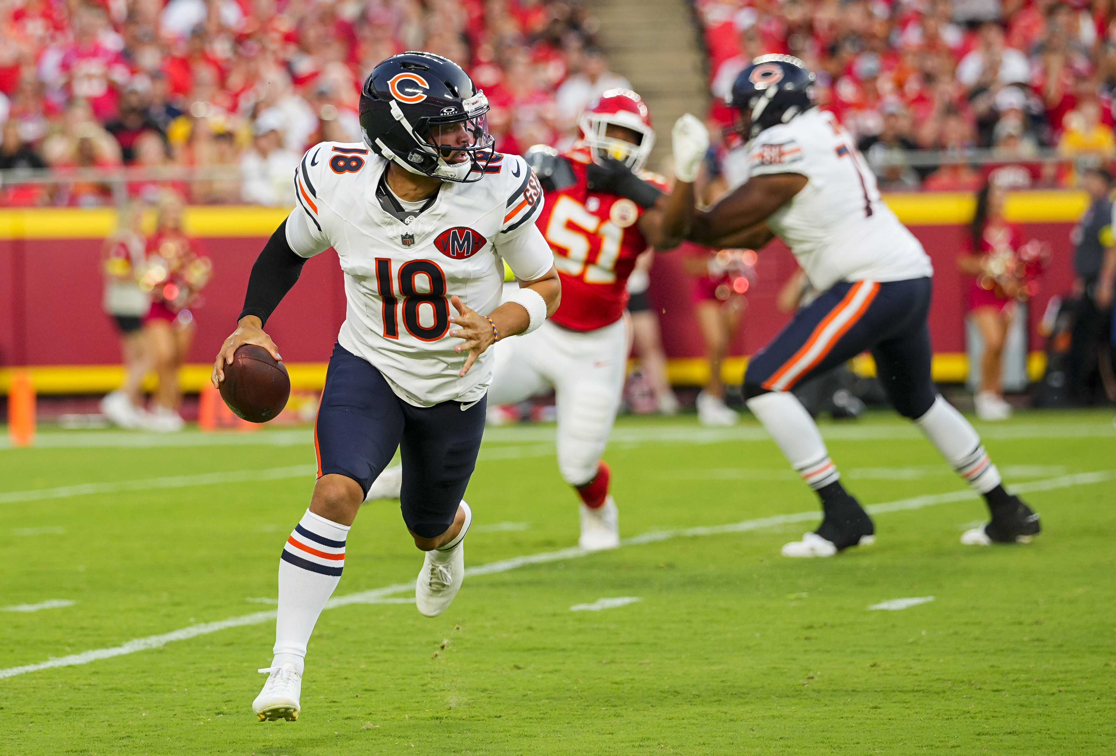 Monday Night Football picks for Minnesota Vikings at Chicago Bears Caleb Williams