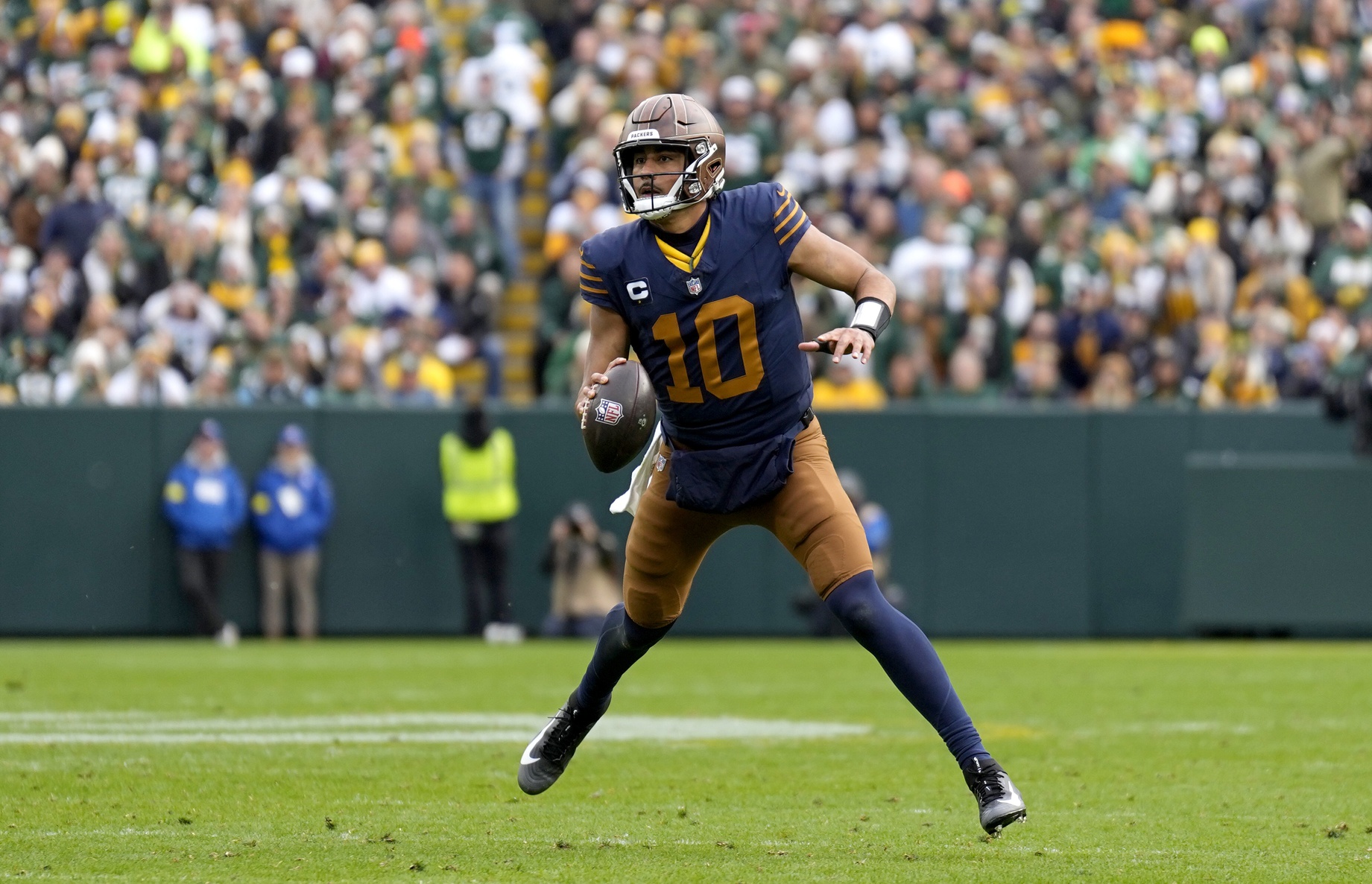 Monday Night Football picks for Philadelphia Eagles vs Green Bay Packers Jordan Love